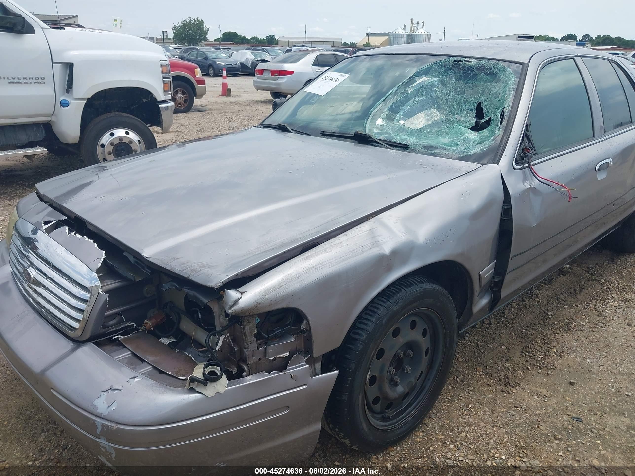 2006 Ford Crown Victoria Police/police Interceptor Silver vin: 2FAFP71W06X161353
