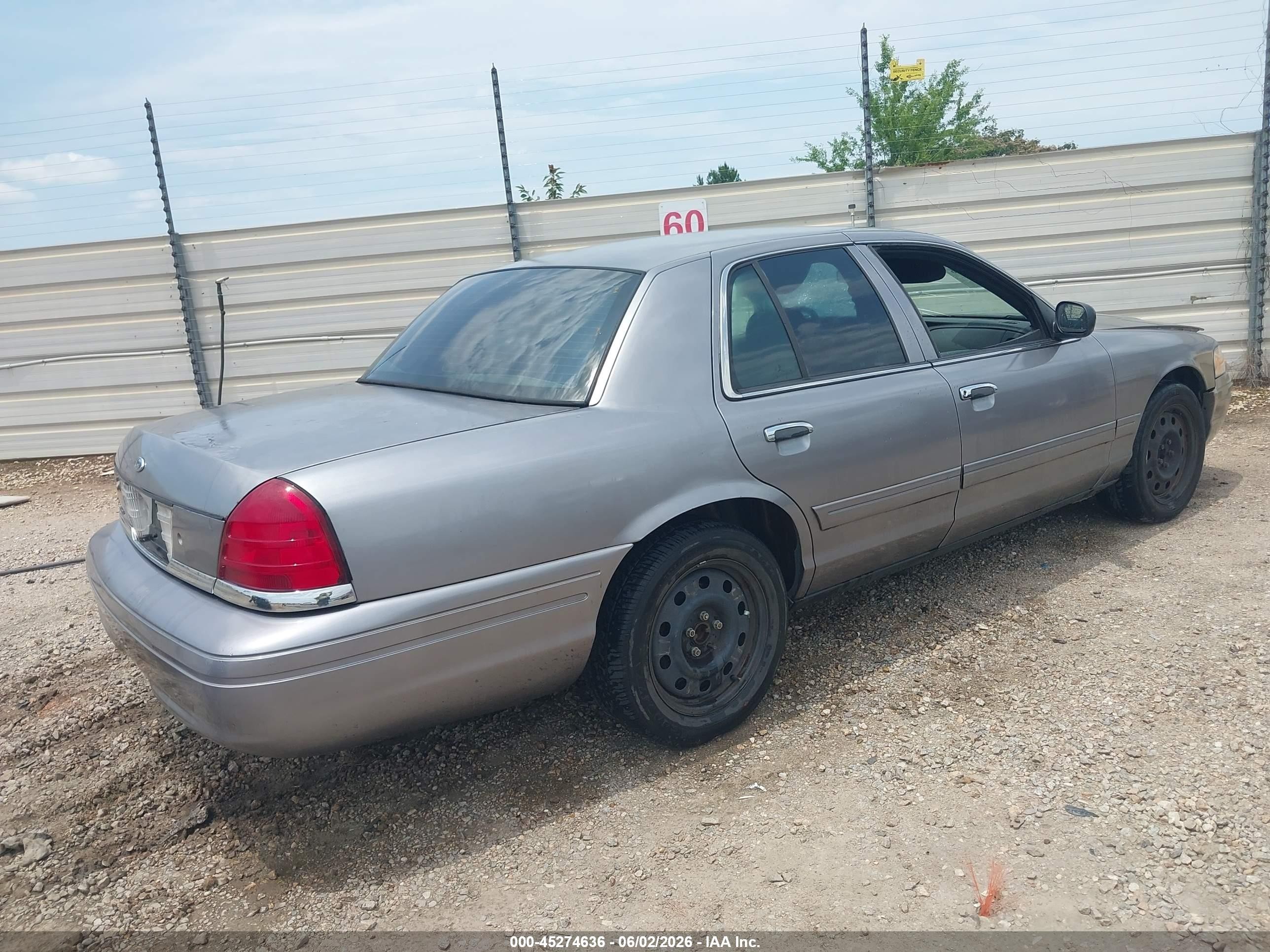 2006 Ford Crown Victoria Police/police Interceptor Silver vin: 2FAFP71W06X161353