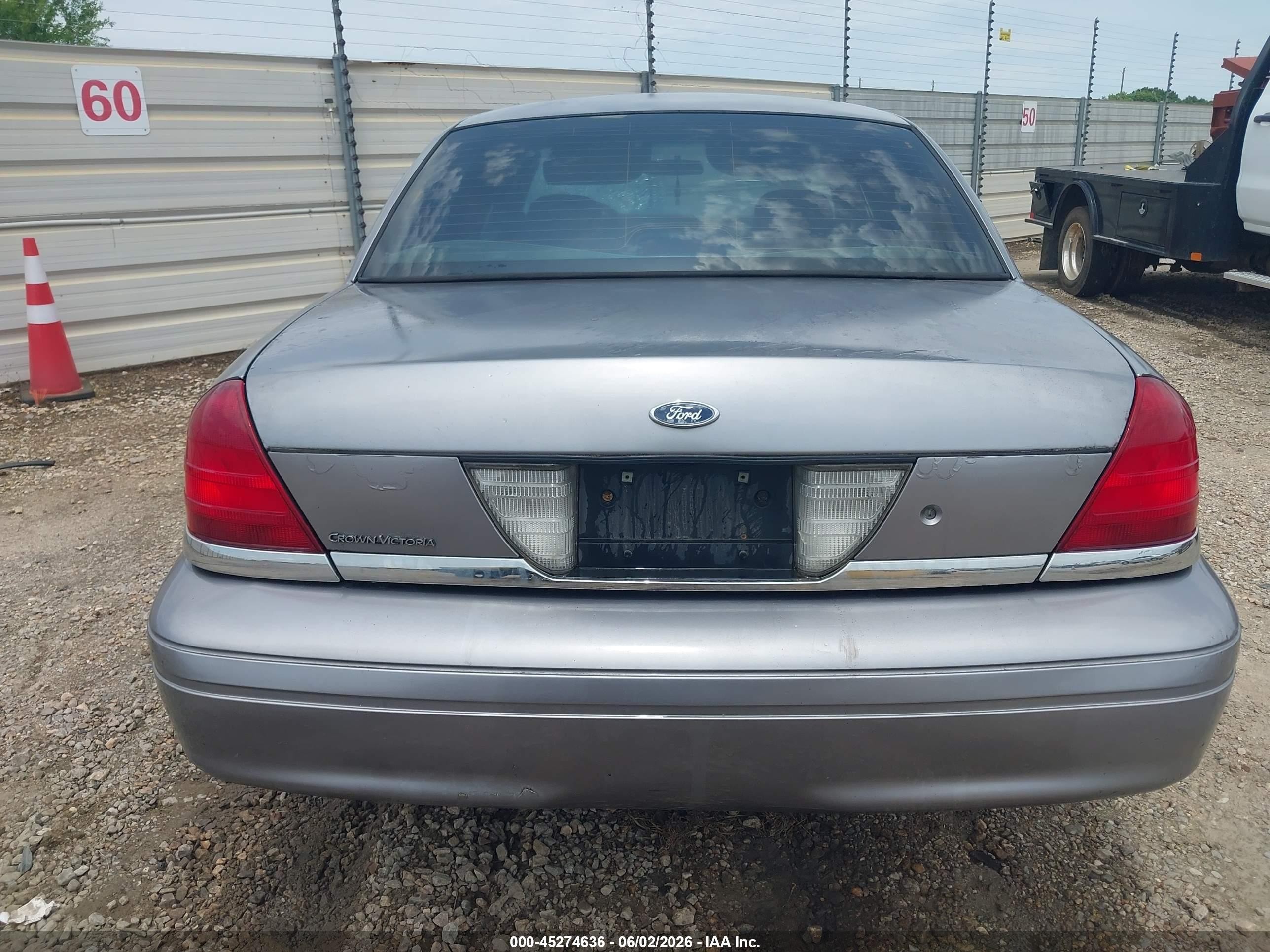 2006 Ford Crown Victoria Police/police Interceptor Silver vin: 2FAFP71W06X161353
