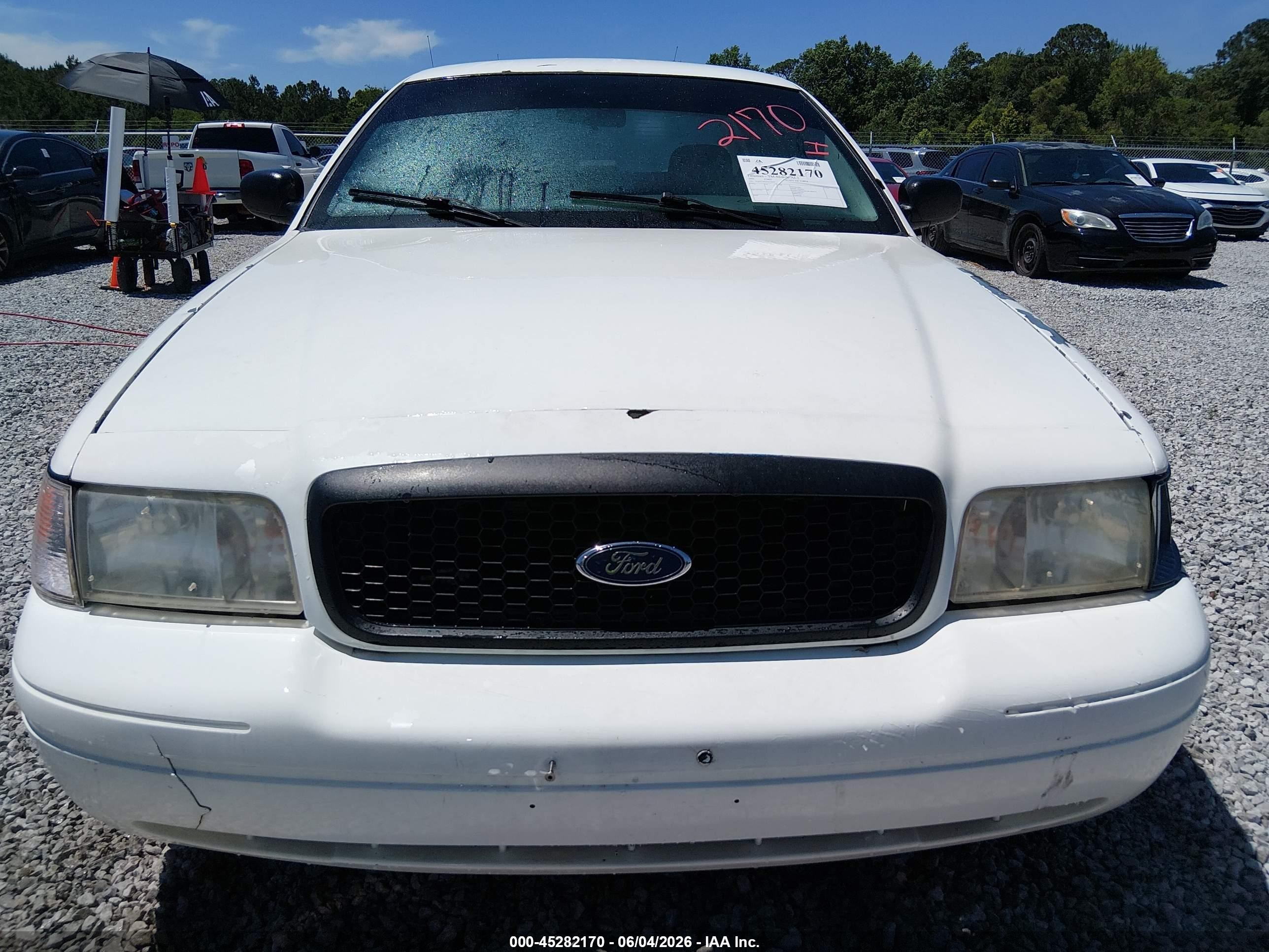 2005 Ford Crown Victoria Police Белый vin: 2FAFP71W25X132659