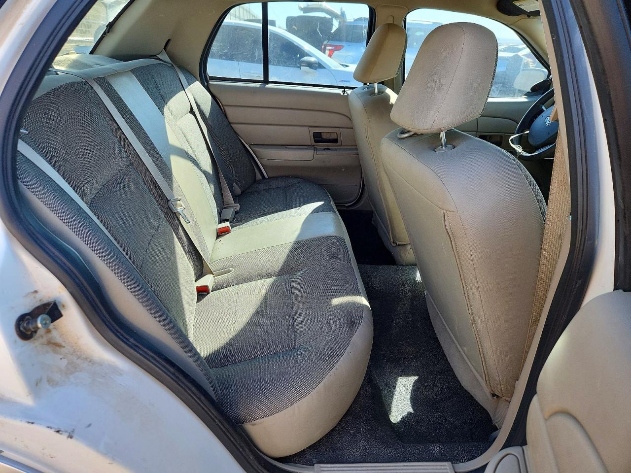 2007 Ford Crown Victoria Police Interceptor Gray vin: 2FAFP71W27X146709
