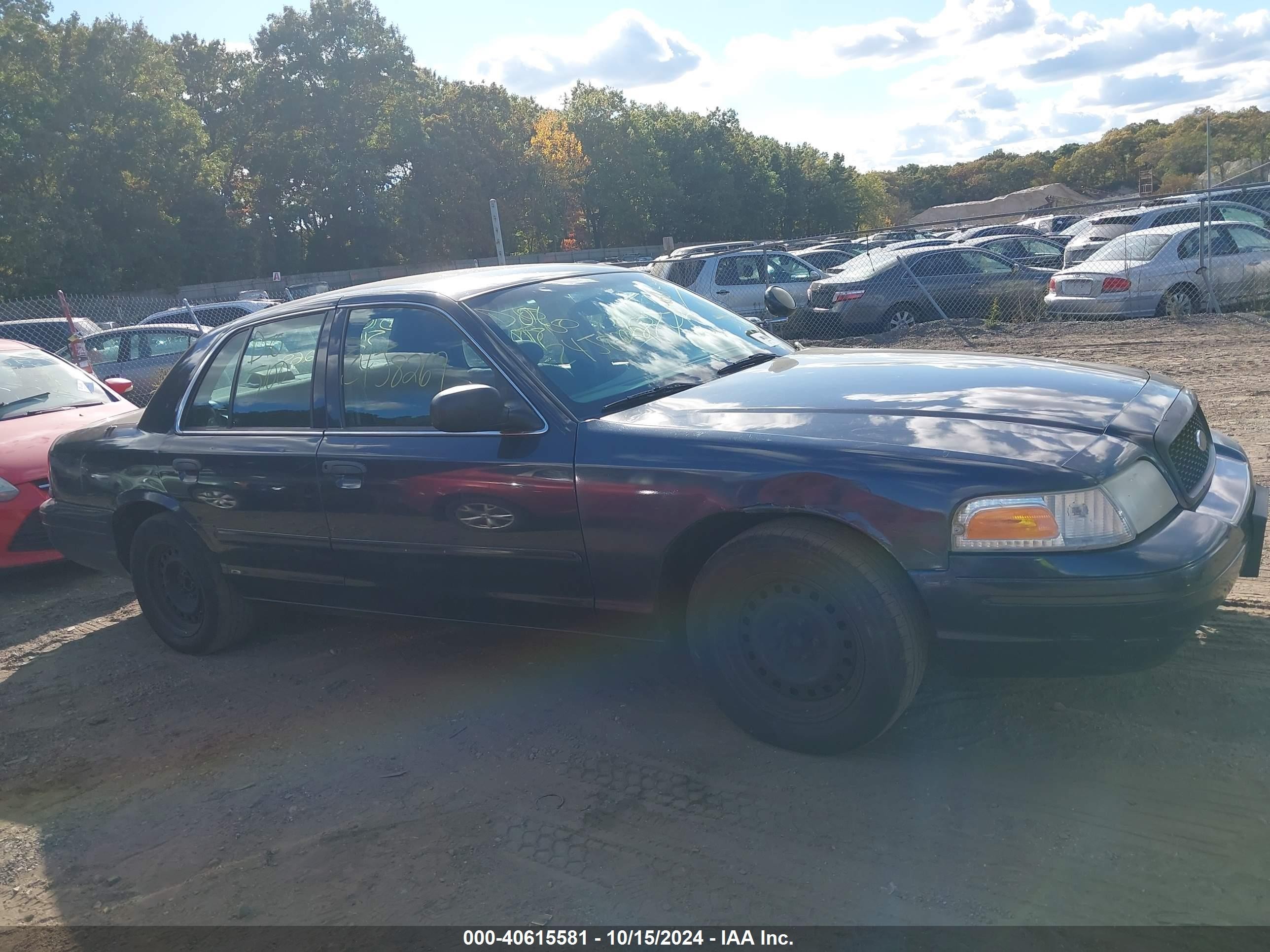 2002 Ford Crown Victoria Natural Gas Vehicle/police/police Street Appearance Black vin: 2FAFP71W42X116426