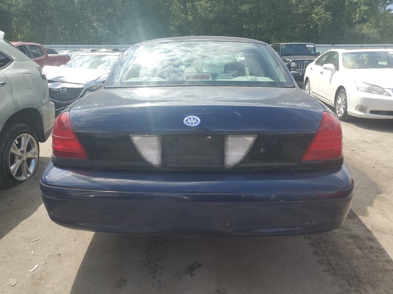 2003 Ford Crown Victoria Police Interceptor Blue vin: 2FAFP71W43X196943