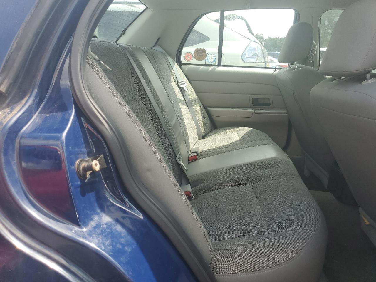 2003 Ford Crown Victoria Police Interceptor Blue vin: 2FAFP71W43X196943