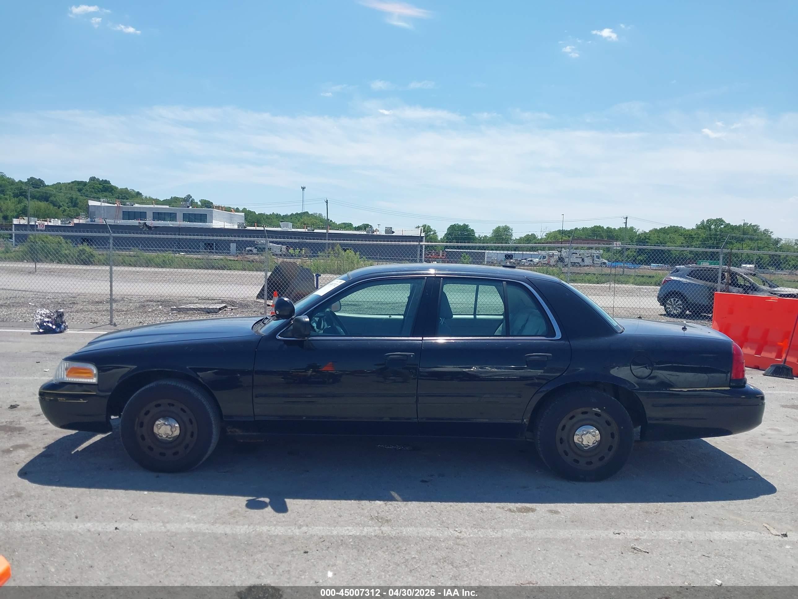 2005 Ford Crown Victoria Police Black vin: 2FAFP71W45X115538