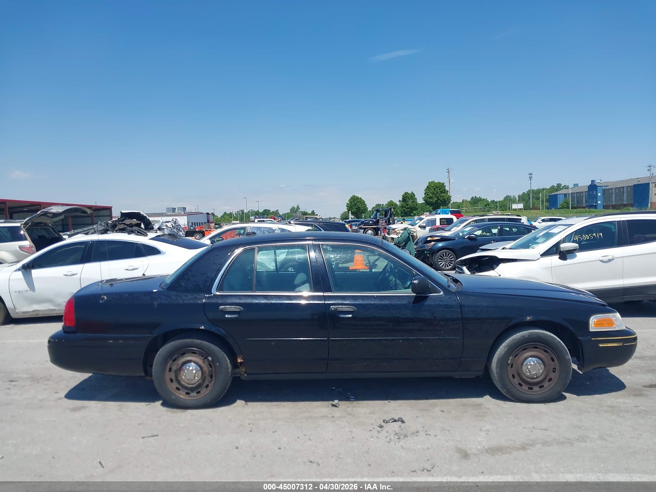 2005 Ford Crown Victoria Police Black vin: 2FAFP71W45X115538
