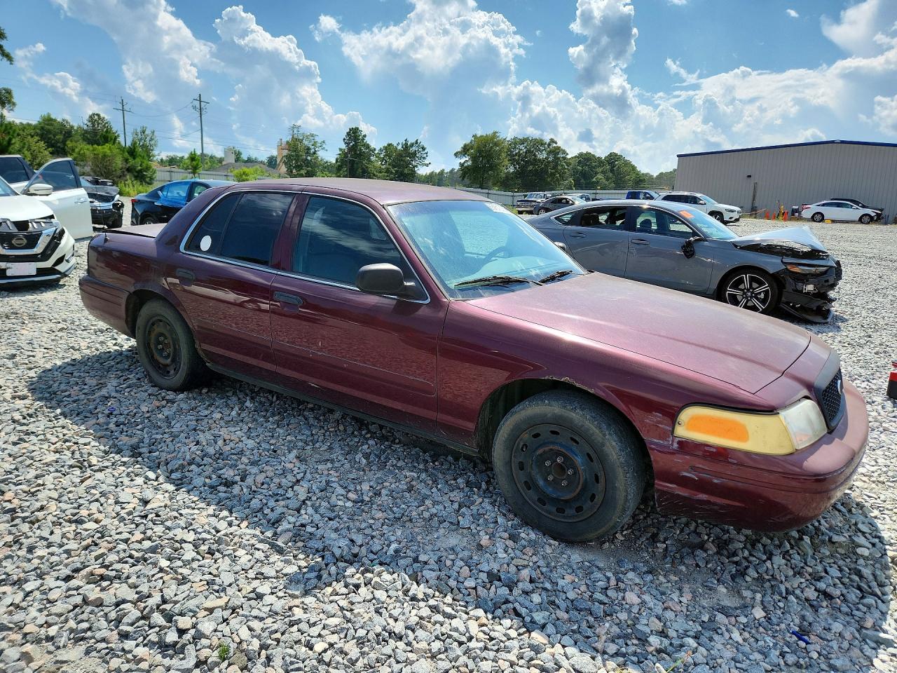 2005 Ford Crown Victoria Police Interceptor Burgundy vin: 2FAFP71W55X158558