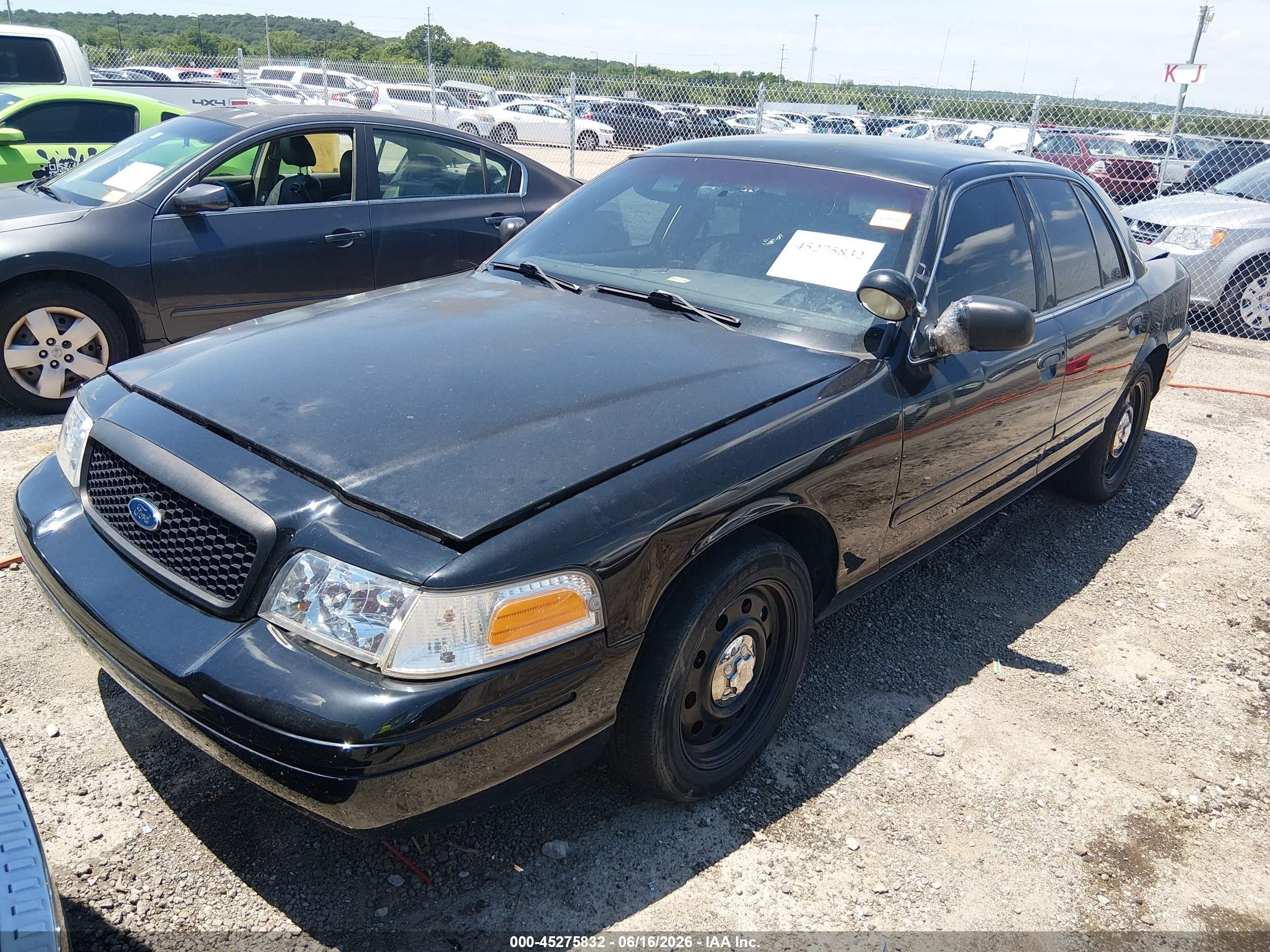 2007 Ford Crown Victoria Police/police Interceptor Черный vin: 2FAFP71W57X126745