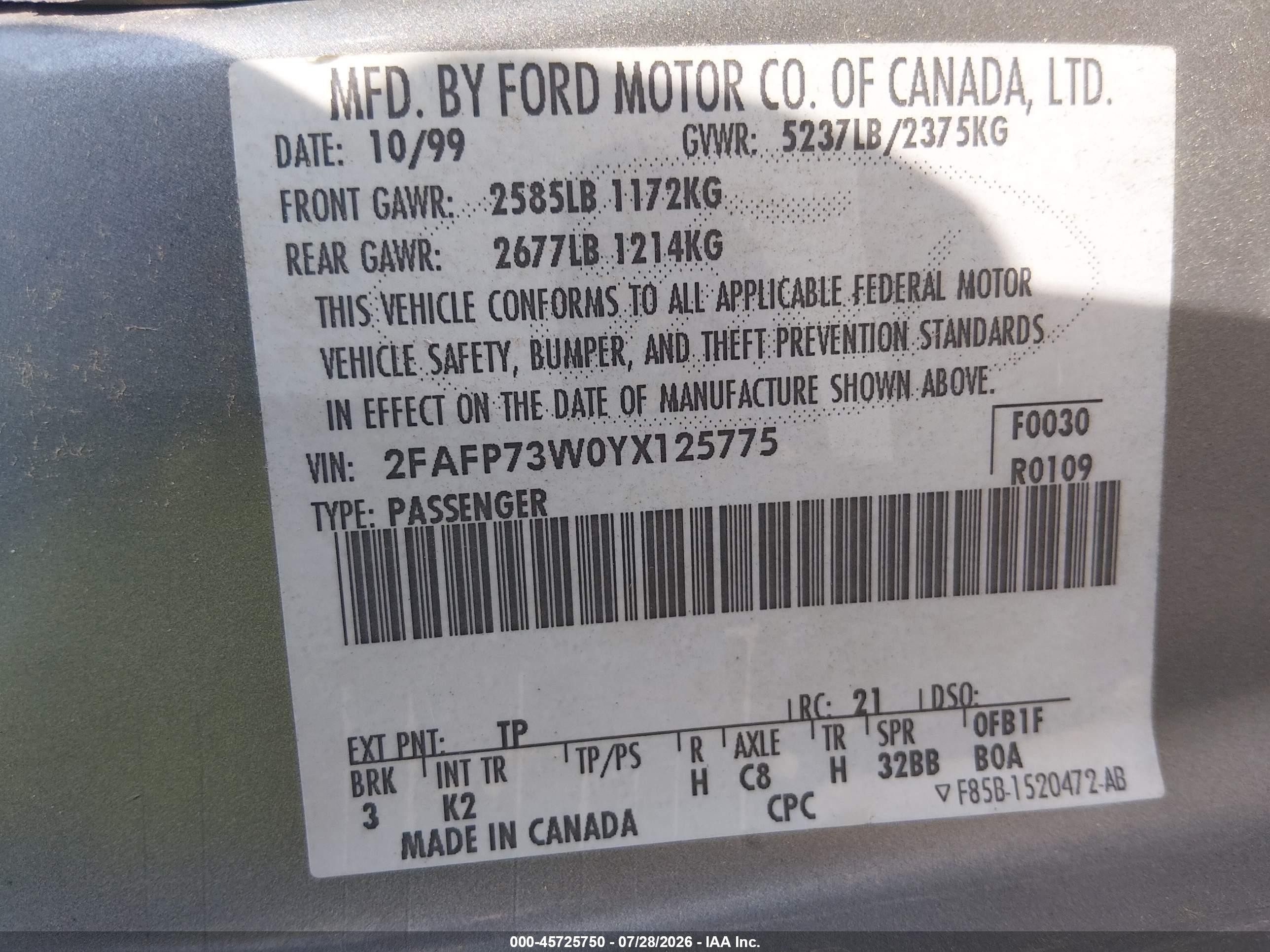 2000 Ford Crown Victoria Police Interceptor Gray vin: 2FAFP71W6YX112838