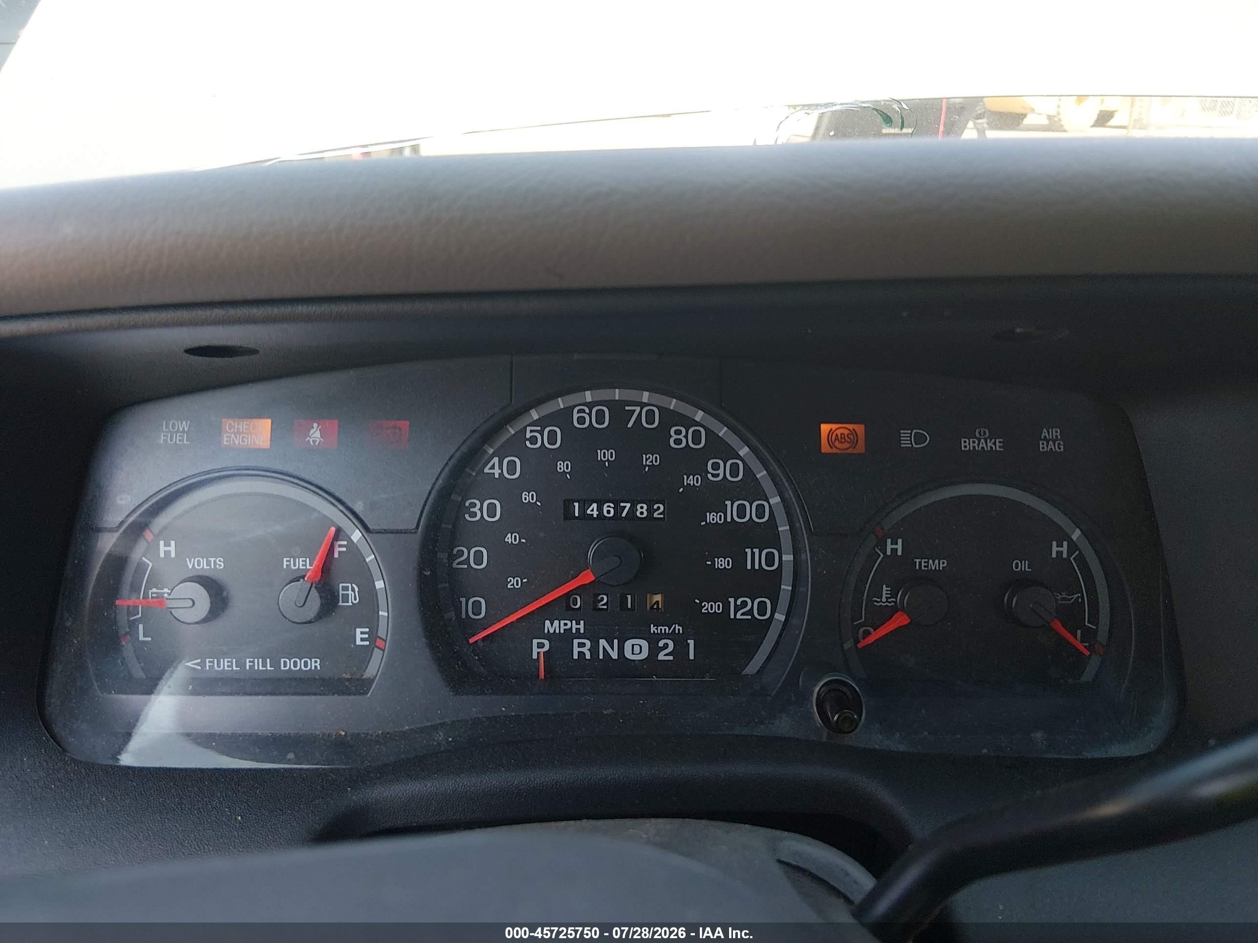 2000 Ford Crown Victoria Police Interceptor Gray vin: 2FAFP71W6YX112838