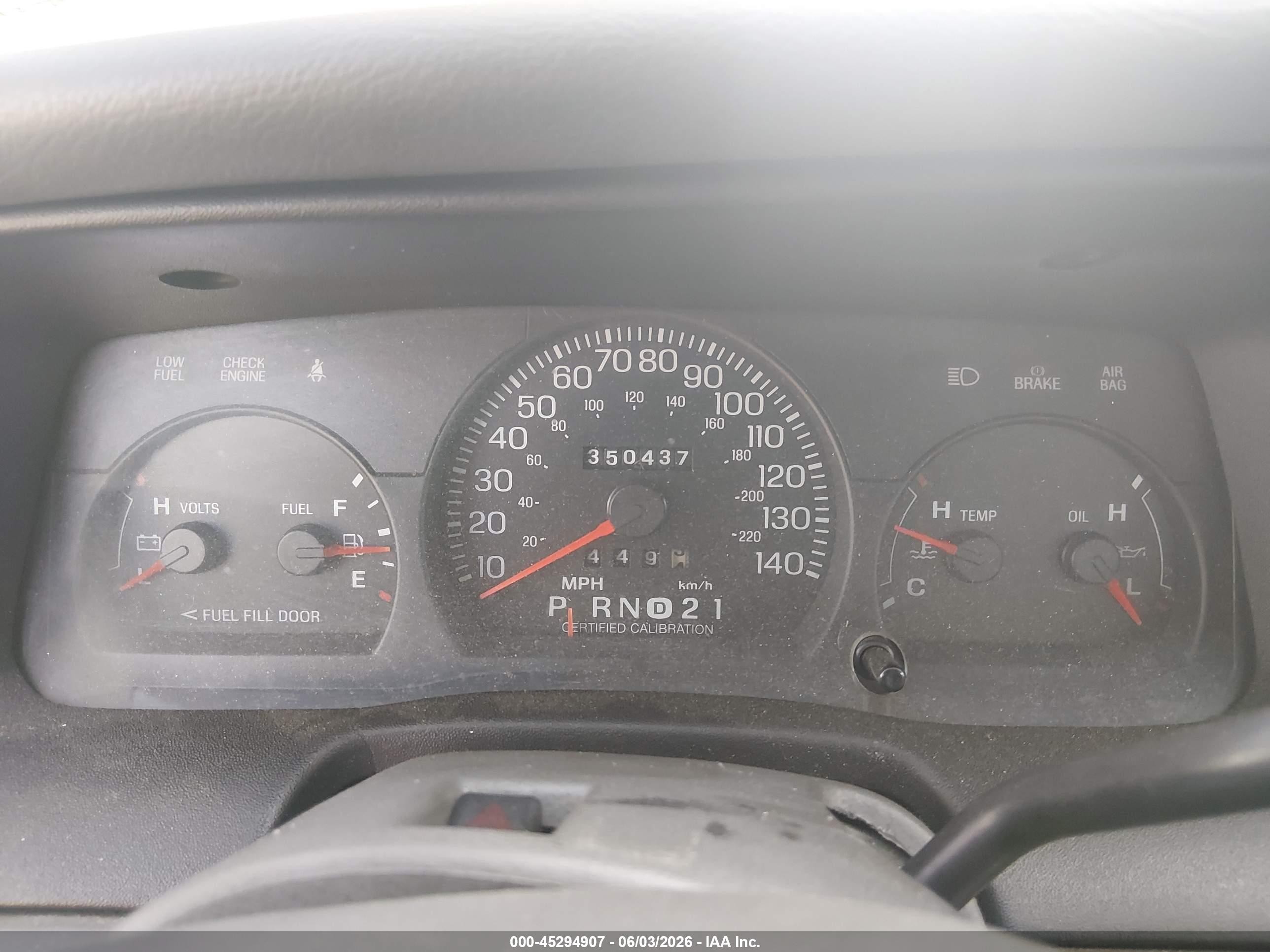2003 Ford Crown Victoria Police Gray vin: 2FAFP71W73X121900