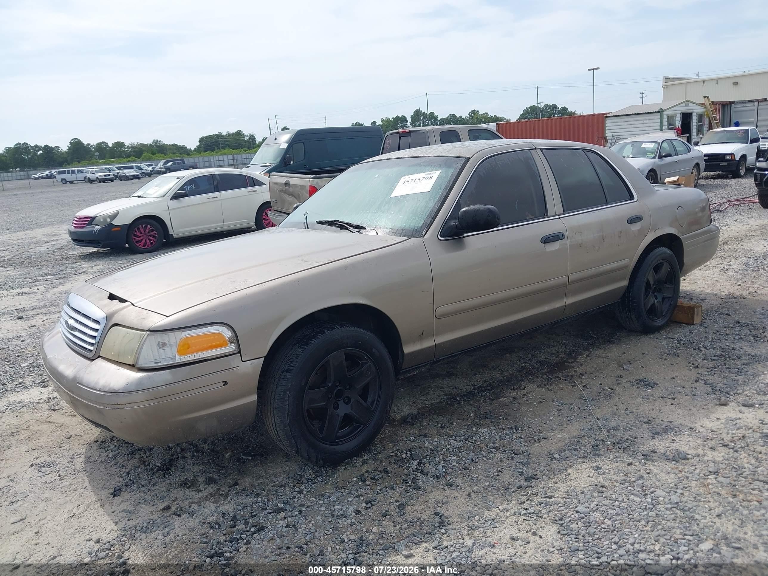 2003 Ford Crown Victoria Police Золотой vin: 2FAFP71W73X205327