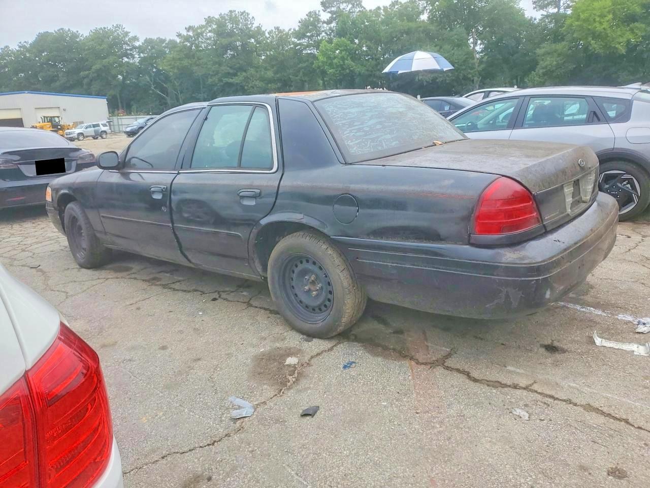 2002 Ford Crown Victoria Police Interceptor Black vin: 2FAFP71W92X129446