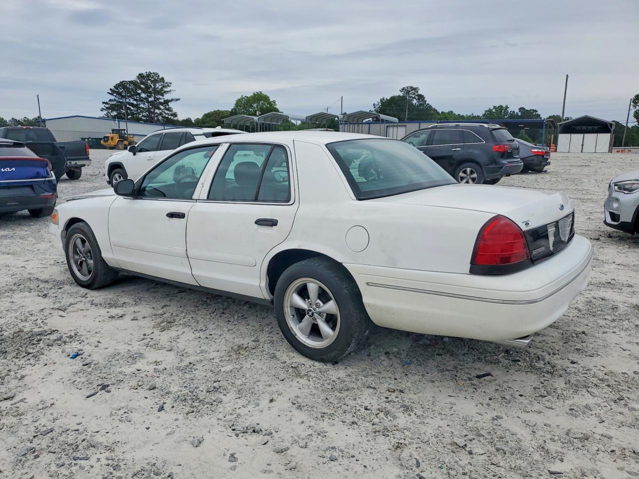 2003 Ford Crown Victoria Police Interceptor White vin: 2FAFP71W93X181418