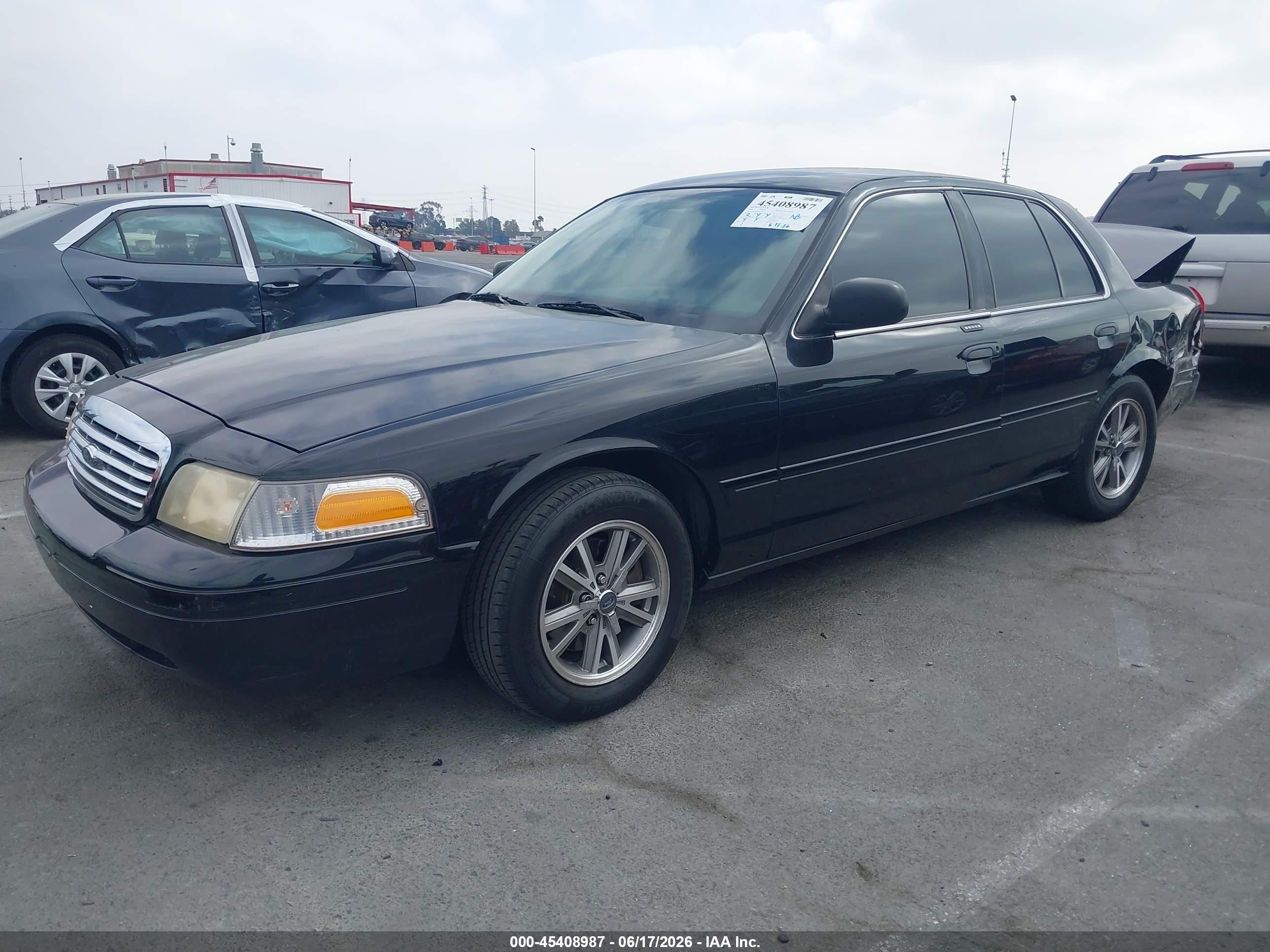 2008 Ford Crown Victoria Standard Black vin: 2FAFP73V08X171243