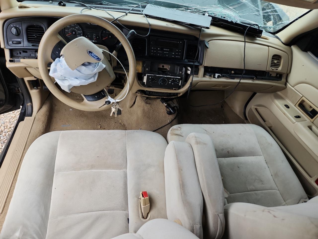 2008 Ford Crown Victoria Black vin: 2FAFP73V88X106558