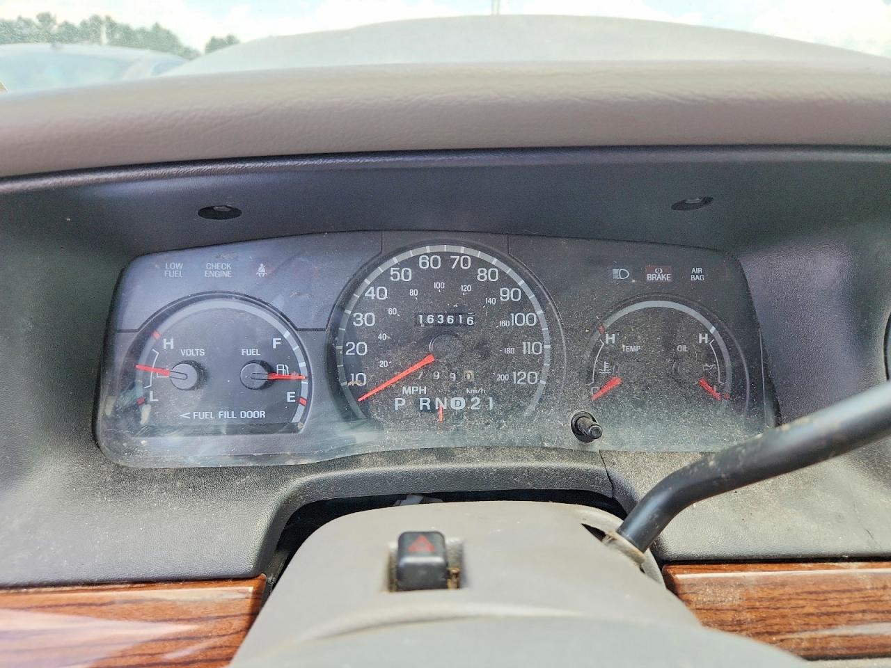 2001 Ford Crown Victoria Green vin: 2FAFP73W21X124942
