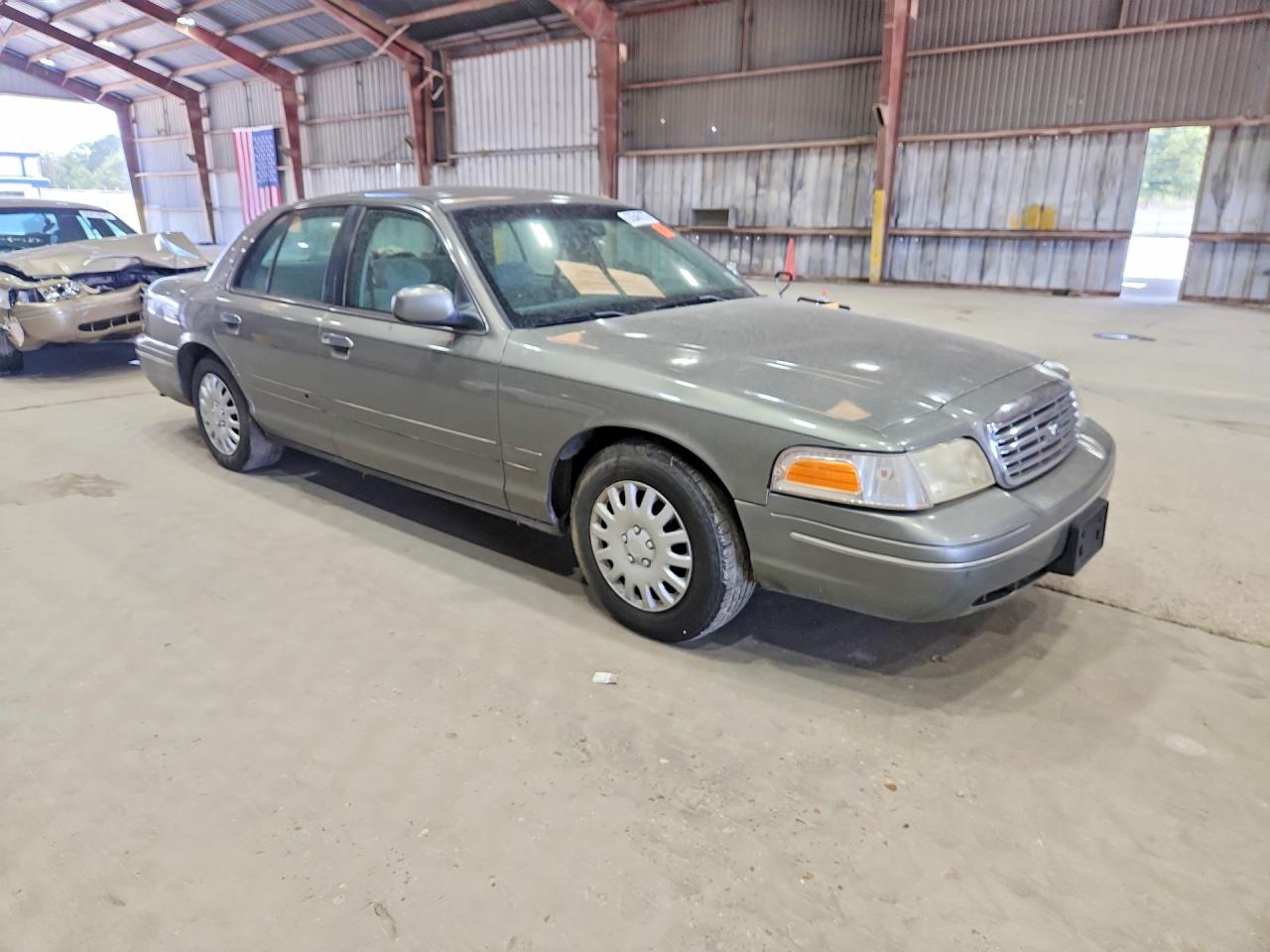 2001 Ford Crown Victoria Green vin: 2FAFP73W21X124942