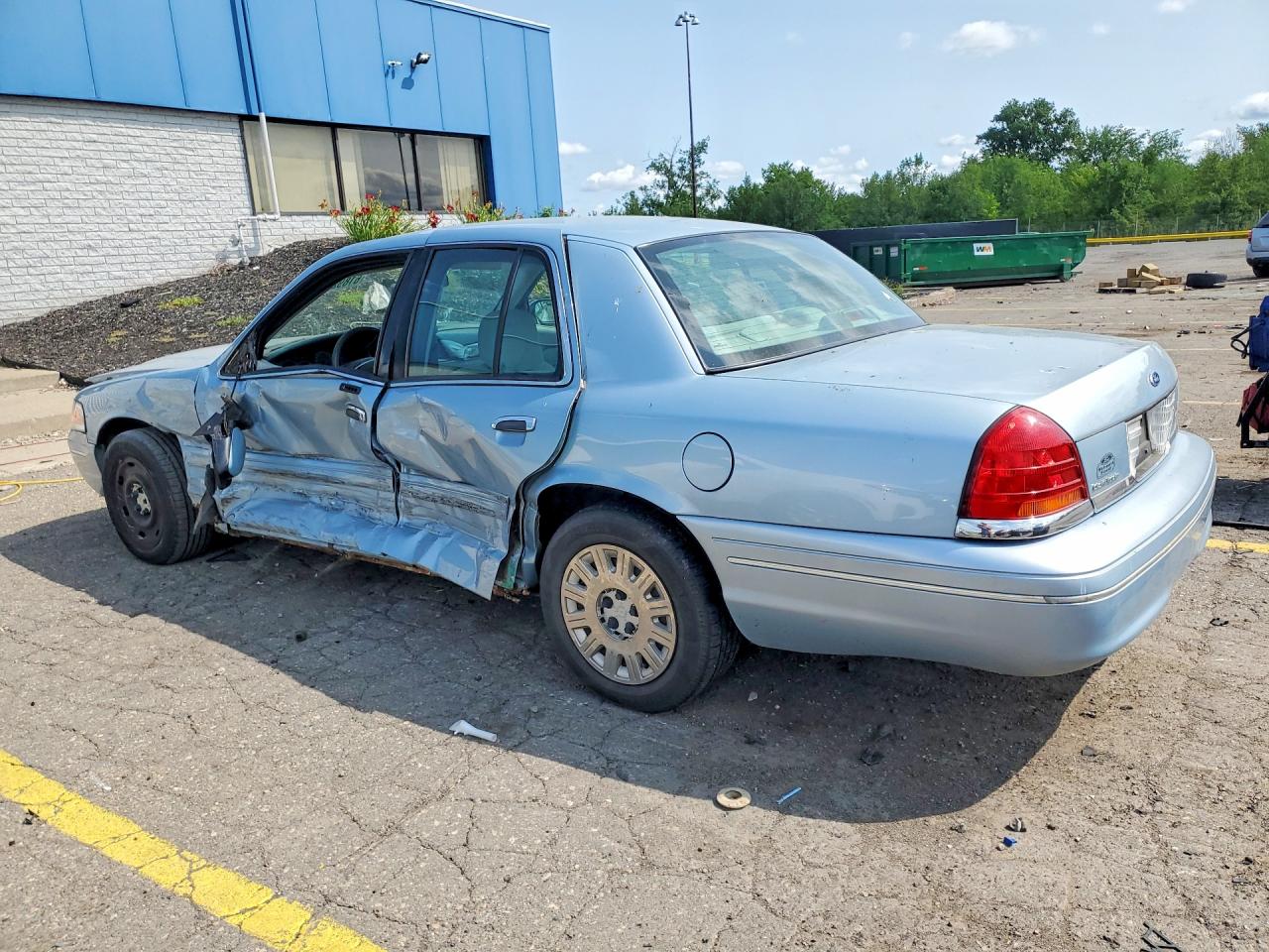 2003 Ford Crown Victoria Синий vin: 2FAFP73W23X141856