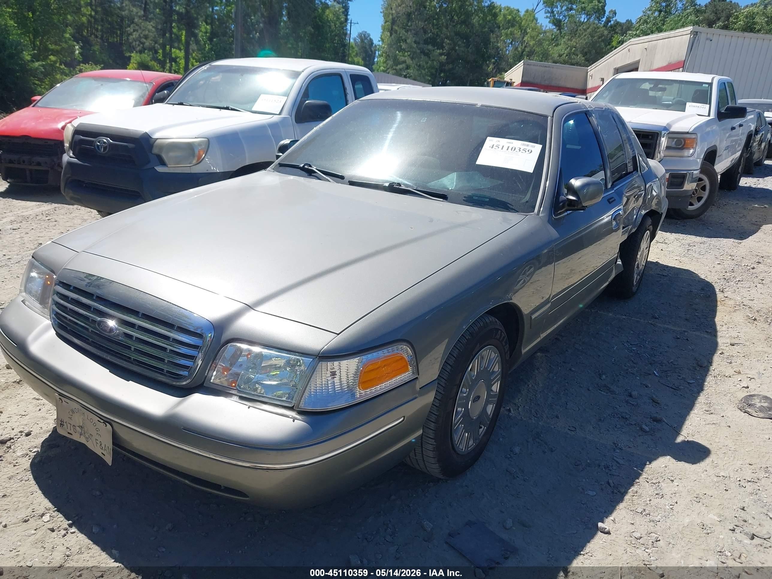 2003 Ford Crown Victoria Standard Серый vin: 2FAFP73W53X149160