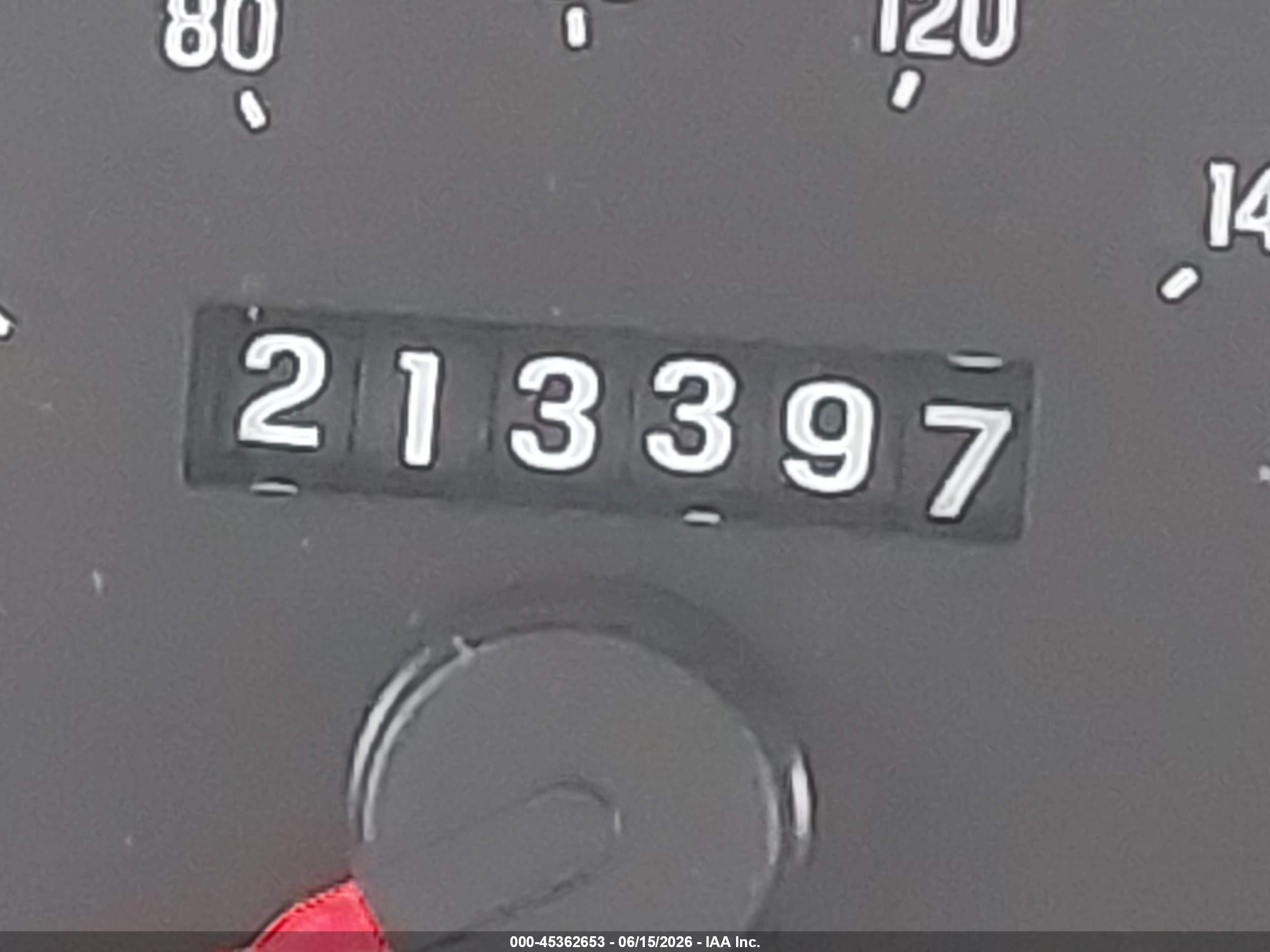 2000 Ford Crown Victoria   Tan vin: 2FAFP73W7YX125627