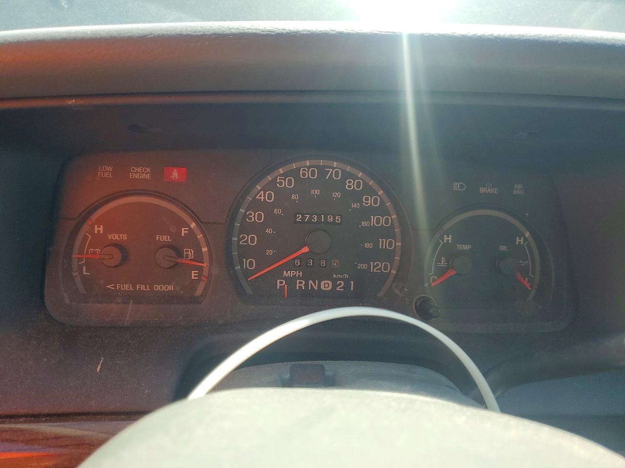 2004 Ford Crown Victoria Черный vin: 2FAFP73W84X170795