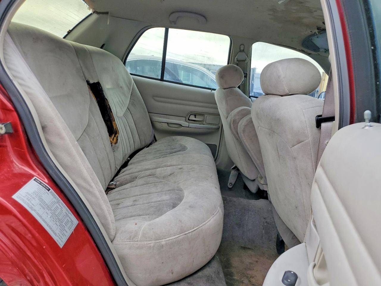 1999 Ford Crown Victoria Красный vin: 2FAFP73W8XX176455