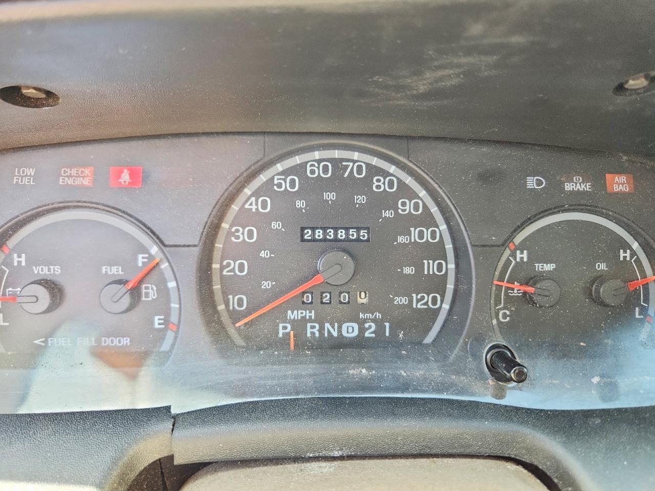 2004 Ford Crown Victoria Gray vin: 2FAFP73W94X152919