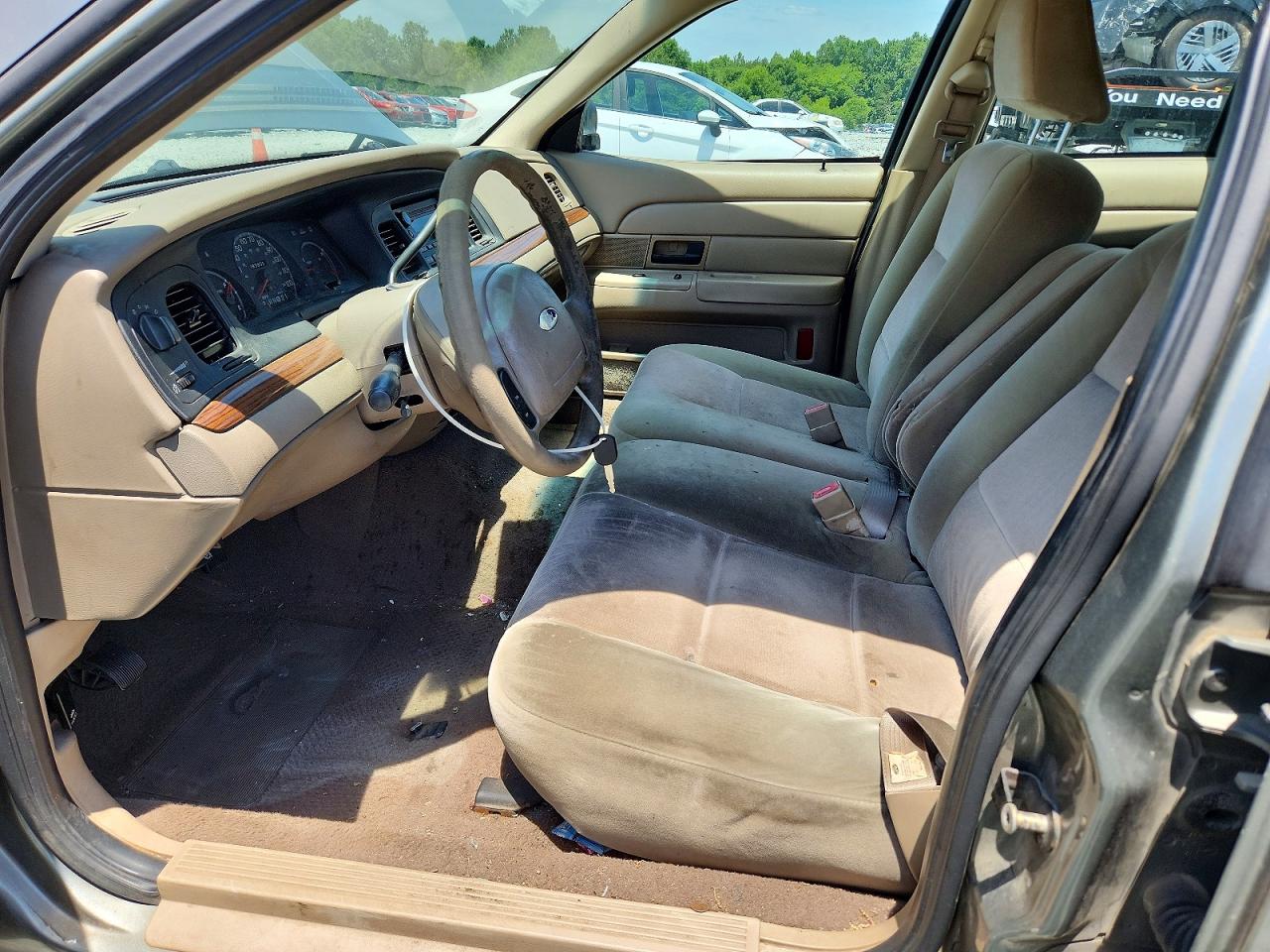 2004 Ford Crown Victoria Gray vin: 2FAFP73W94X152919