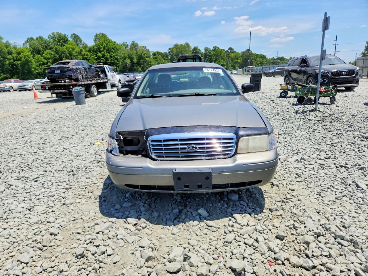 2004 Ford Crown Victoria Gray vin: 2FAFP73W94X152919