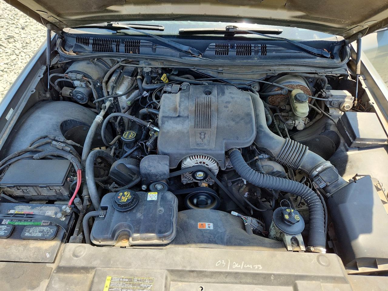 2004 Ford Crown Victoria Gray vin: 2FAFP73W94X152919