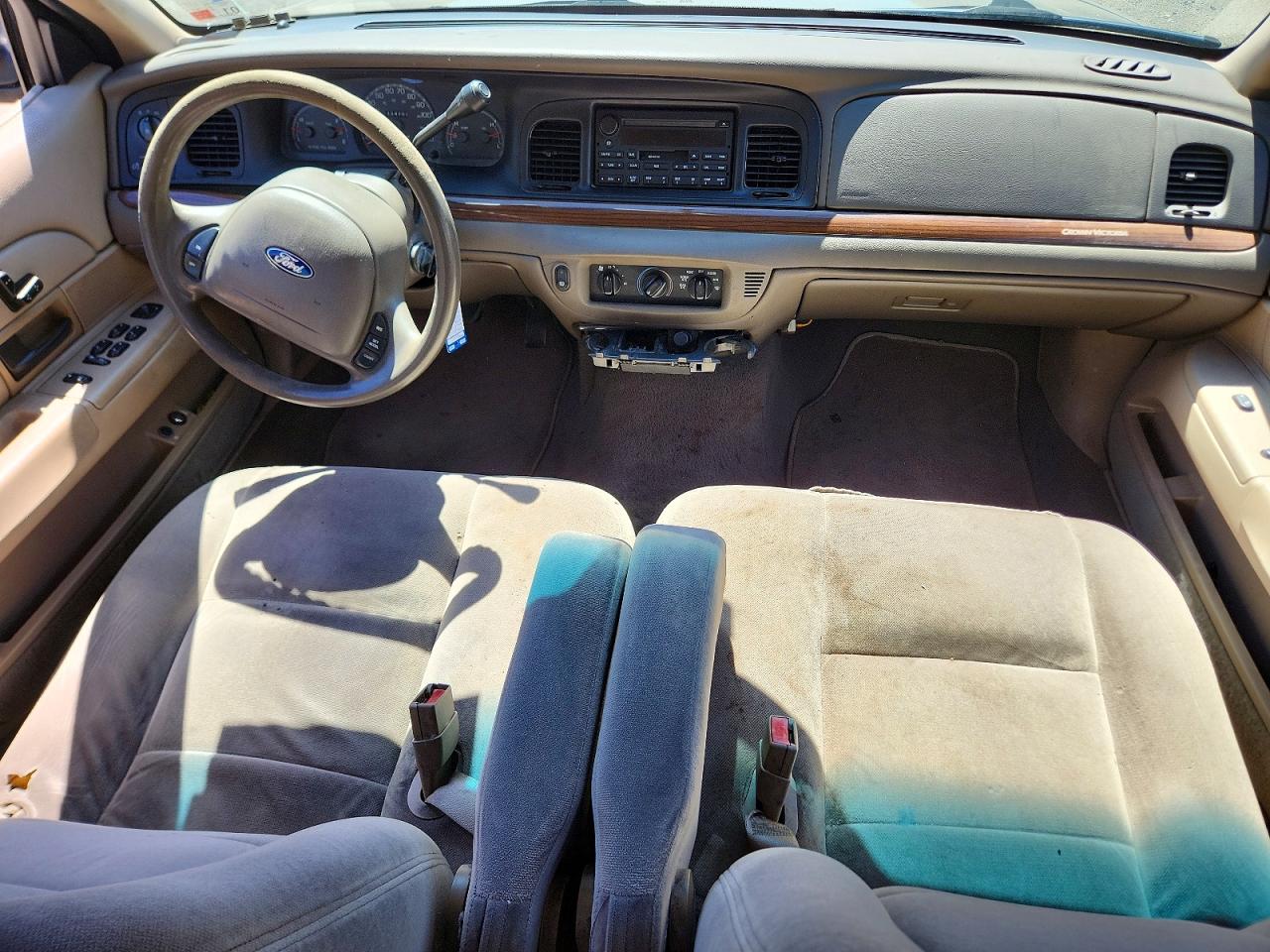 2003 Ford Crown Victoria Brown vin: 2FAFP73WX3X110175