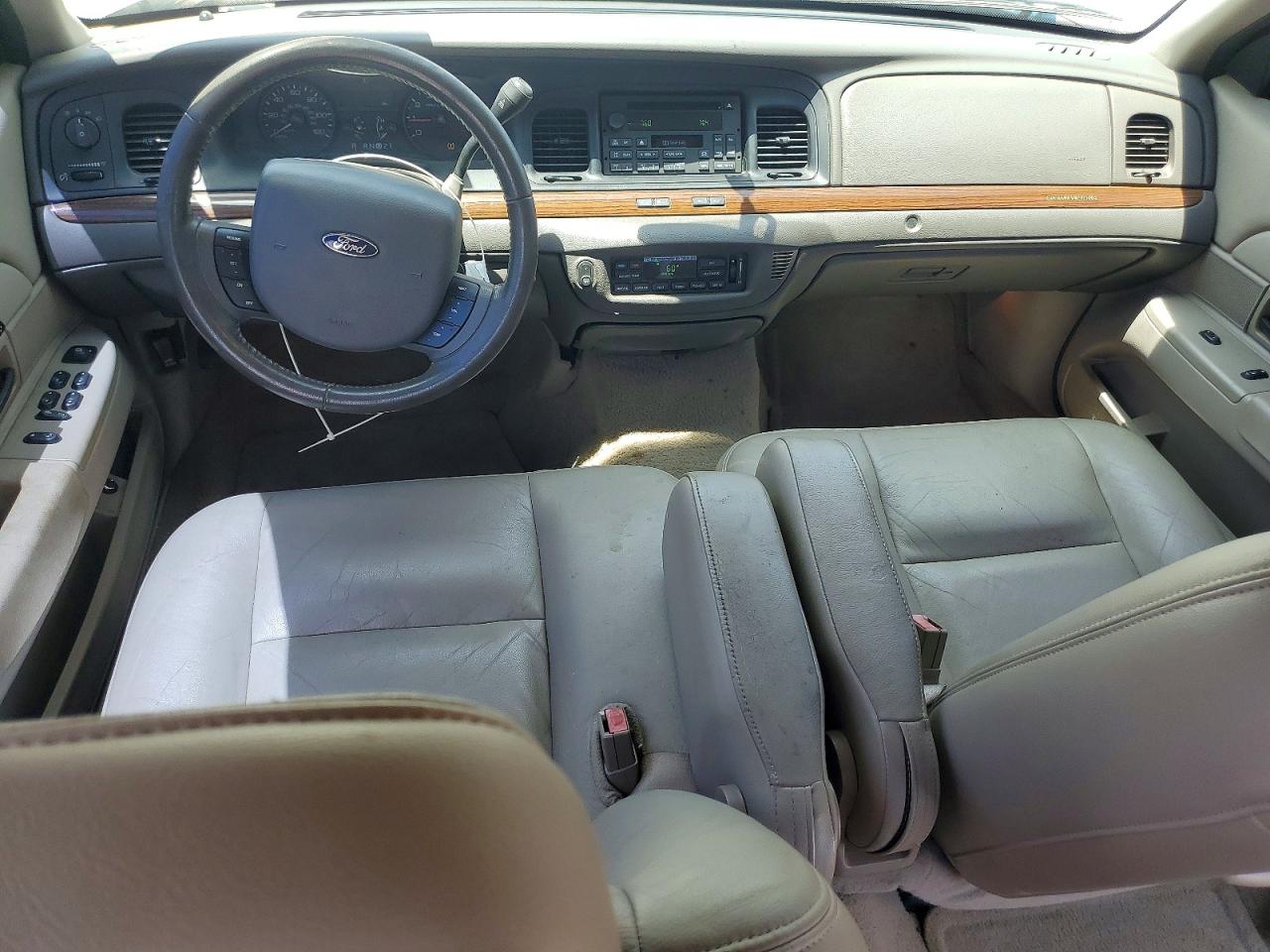 2008 Ford Crown Victoria Lx Silver vin: 2FAFP74V18X112538