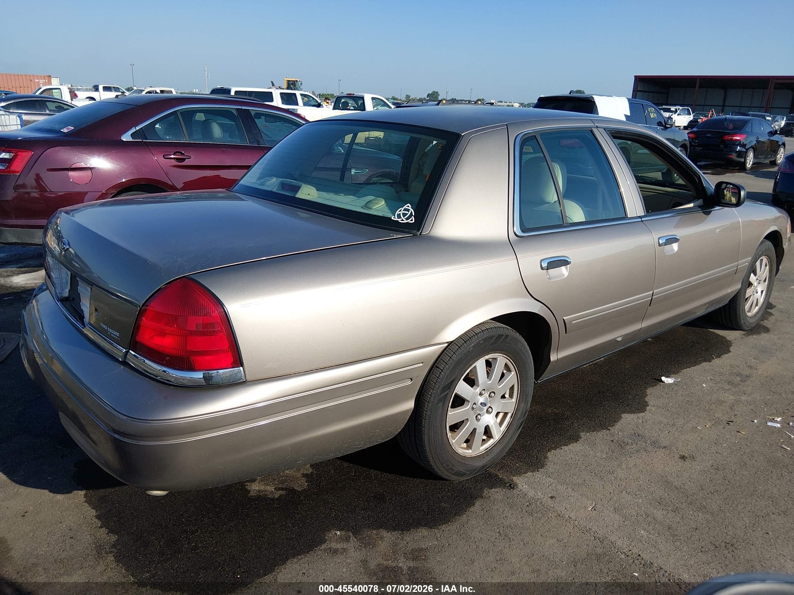 2006 Ford Crown Victoria Lx/lx Sport Желто-коричневый vin: 2FAFP74V26X112836