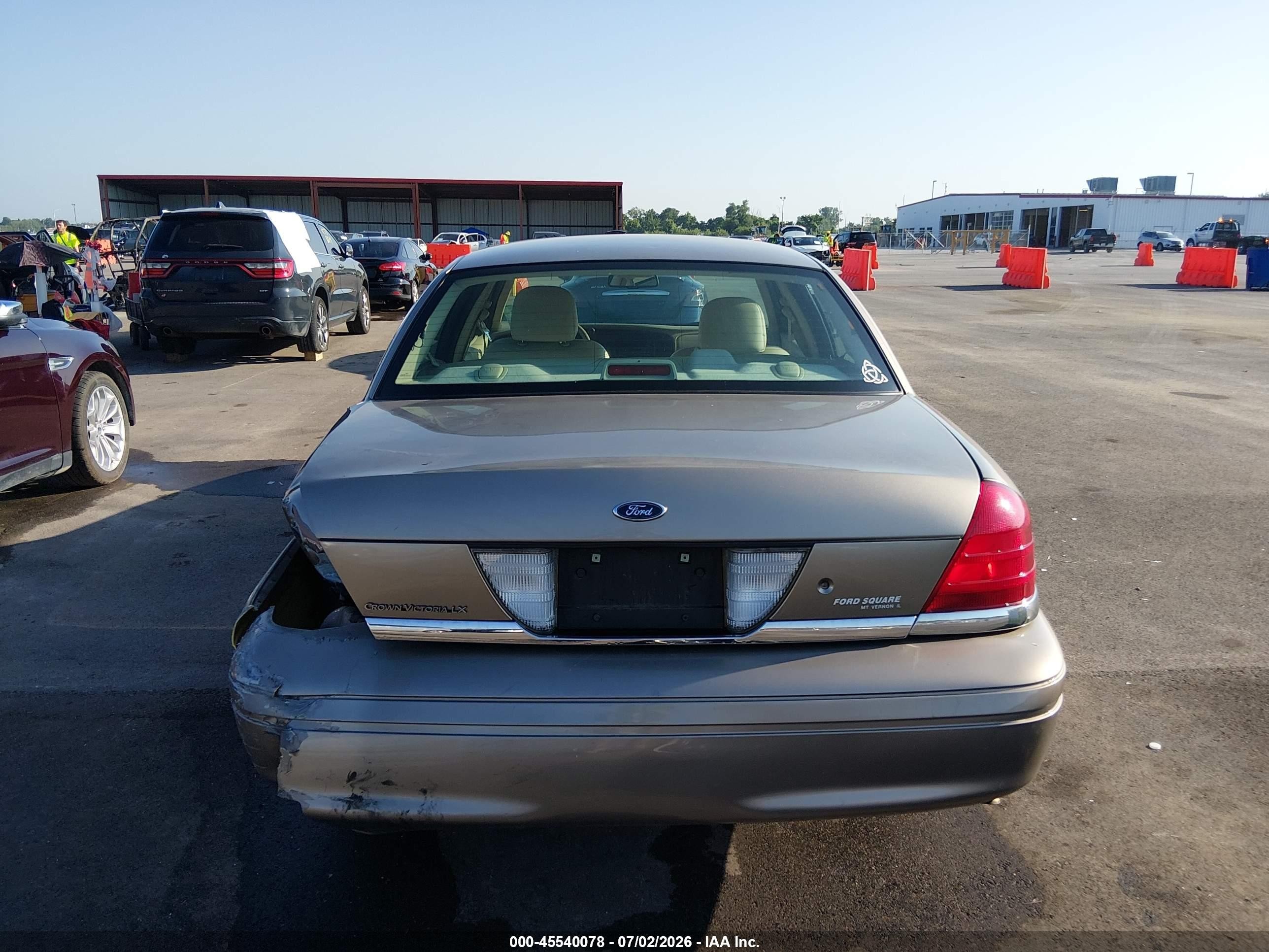 2006 Ford Crown Victoria Lx/lx Sport Желто-коричневый vin: 2FAFP74V26X112836