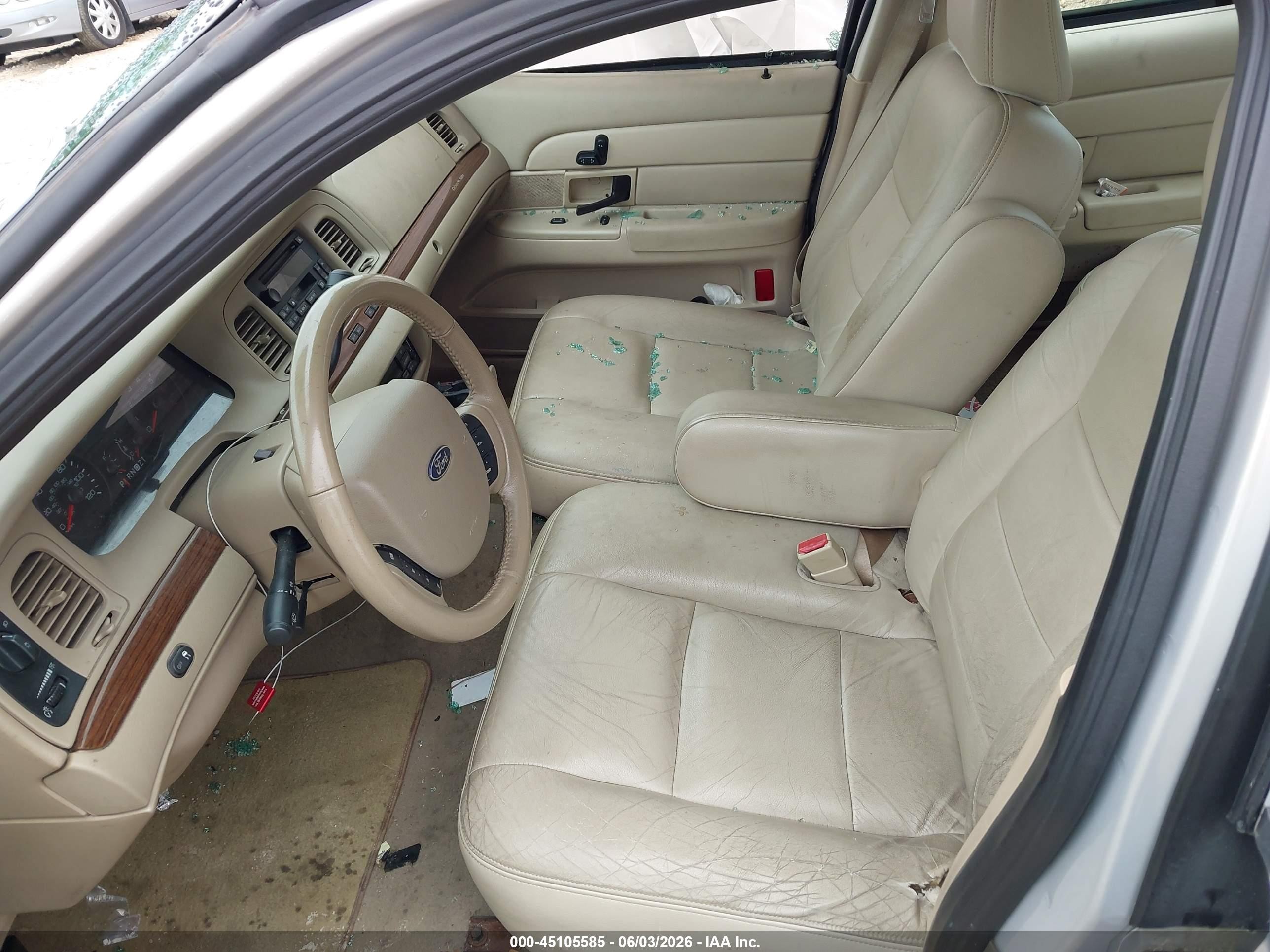2008 Ford Crown Victoria Lx Champagne vin: 2FAFP74V38X135612