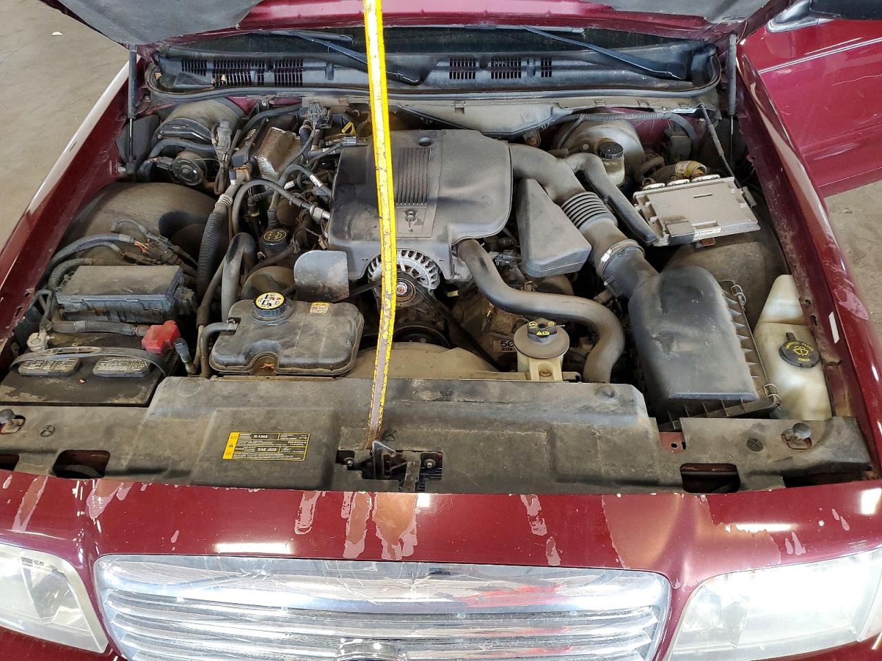 2007 Ford Crown Victoria Lx Red vin: 2FAFP74V57X108863
