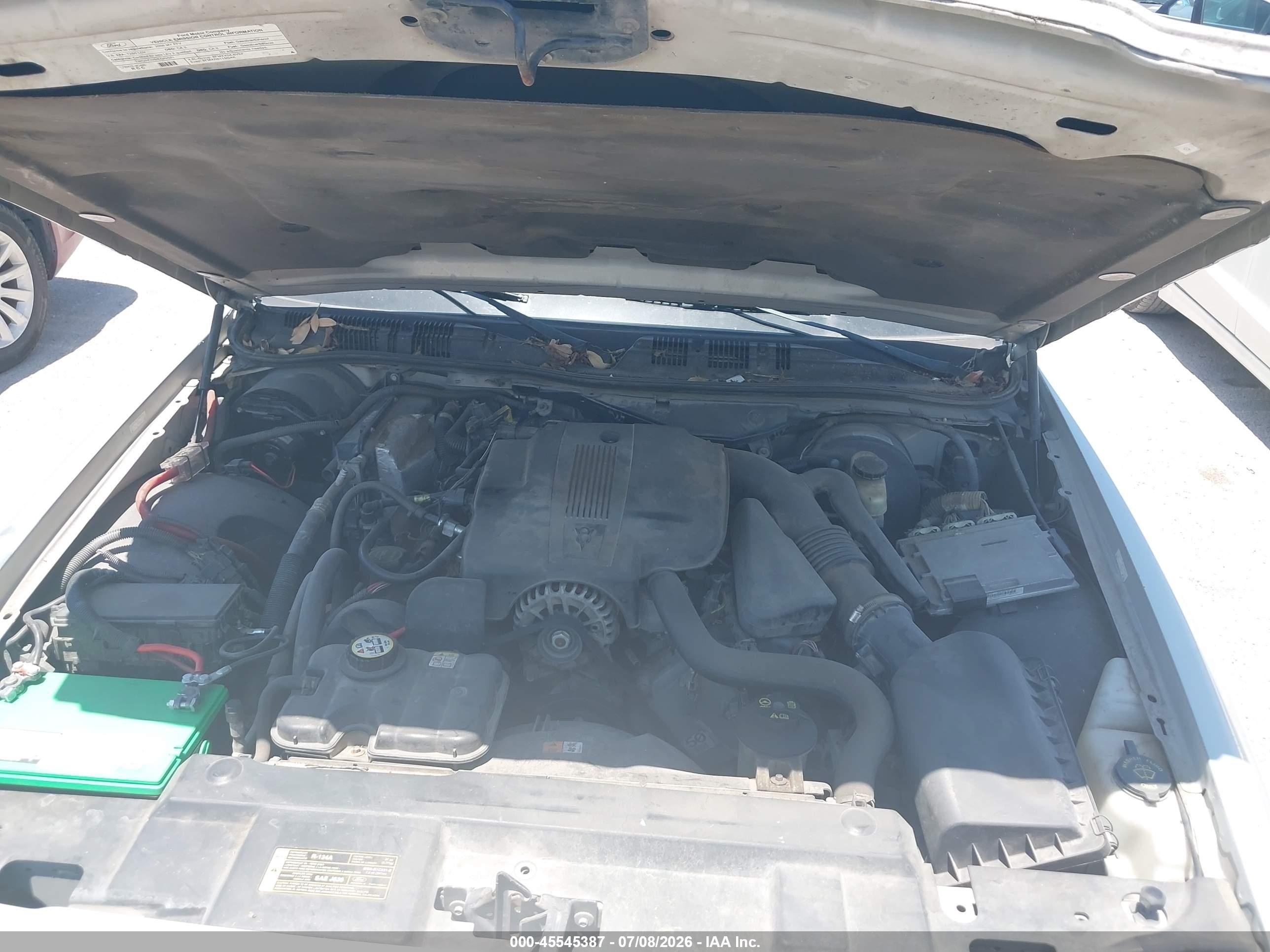 2008 Ford Crown Victoria Lx Gray vin: 2FAFP74V78X128842