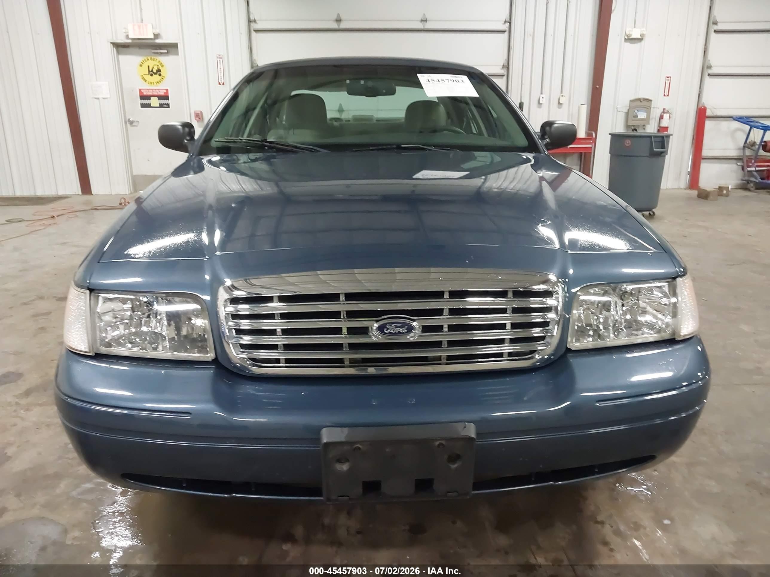 2008 Ford Crown Victoria Lx Синий vin: 2FAFP74V78X171190