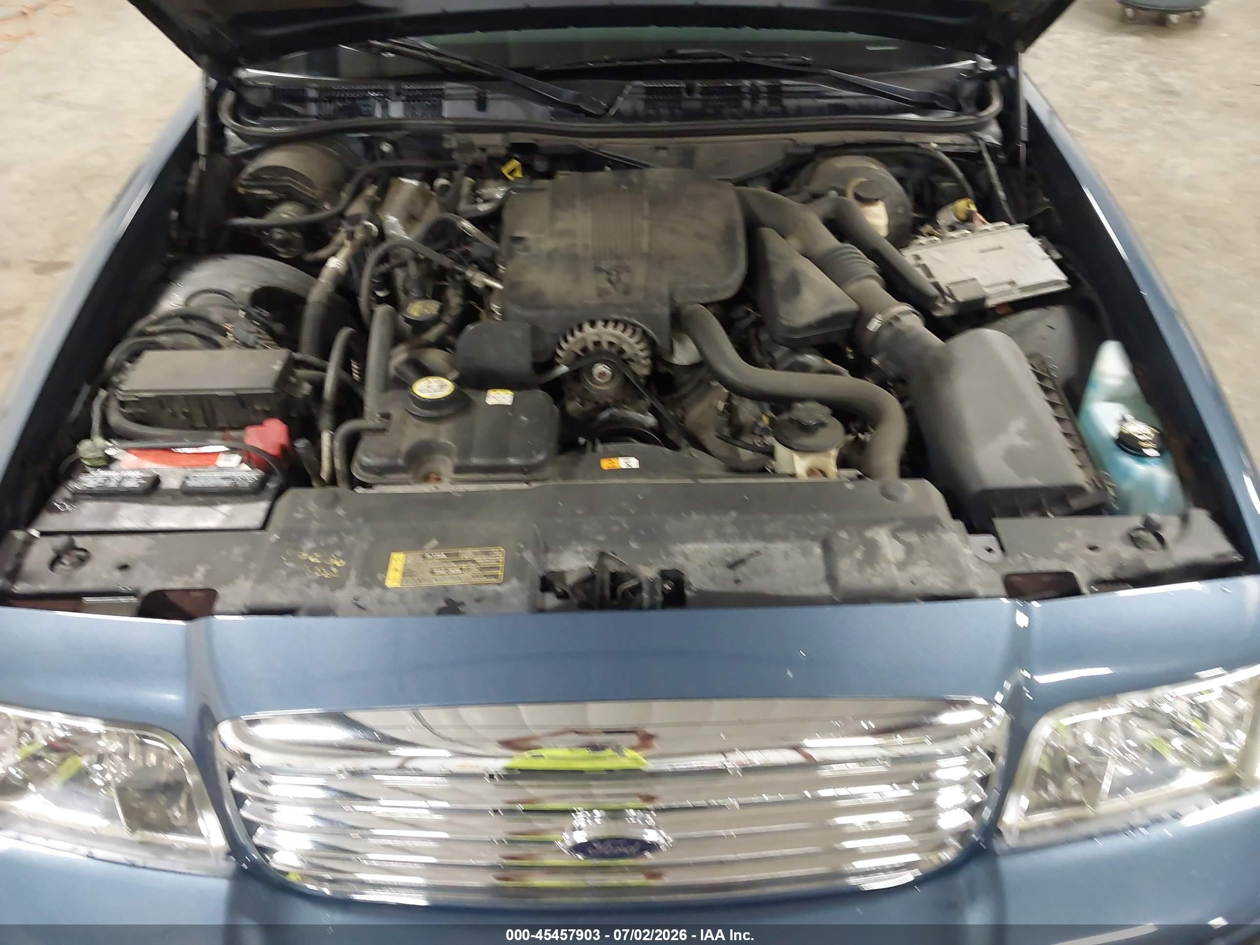 2008 Ford Crown Victoria Lx Синий vin: 2FAFP74V78X171190