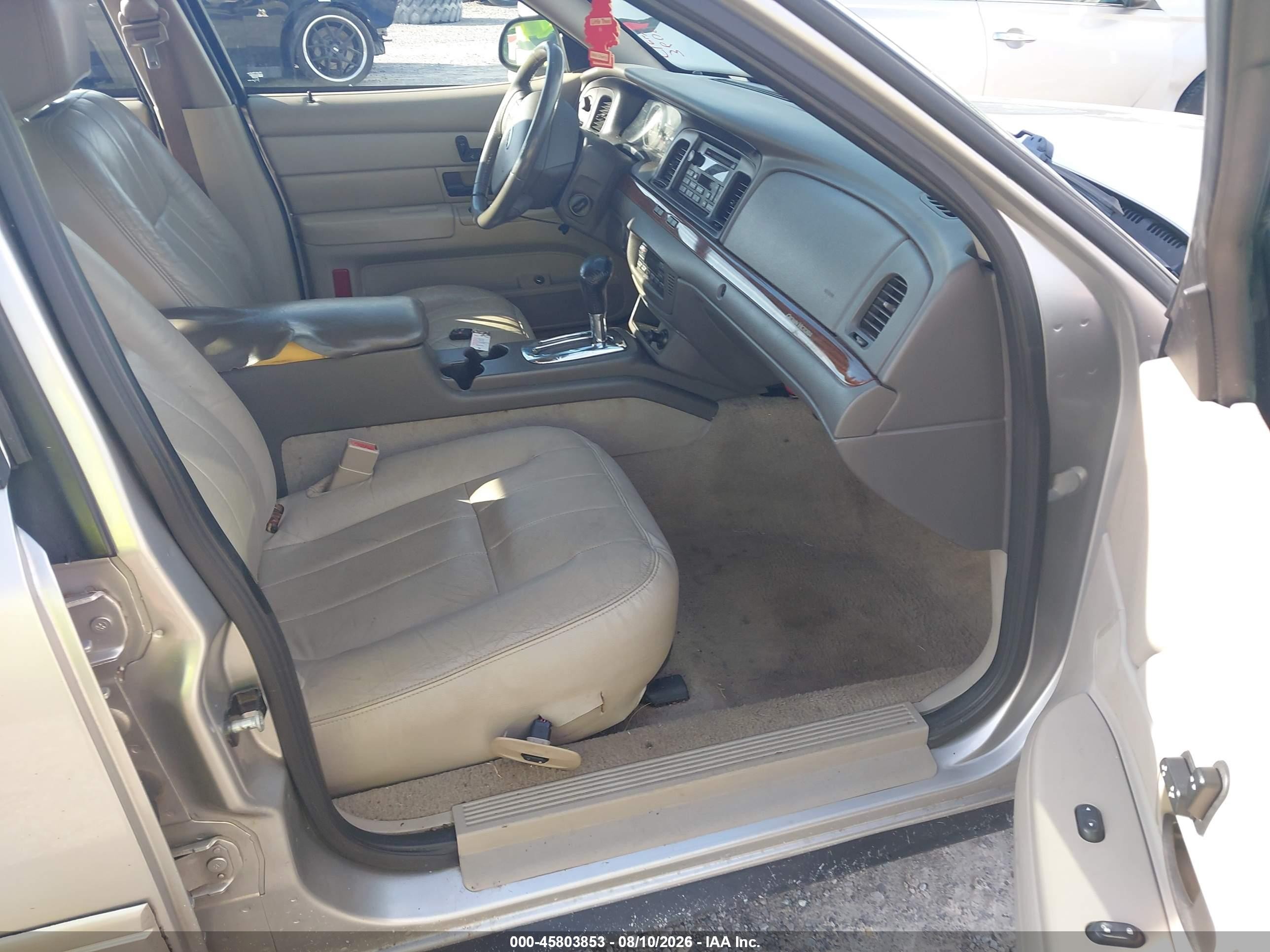 2008 Ford Crown Victoria Lx Silver vin: 2FAFP74V98X128549