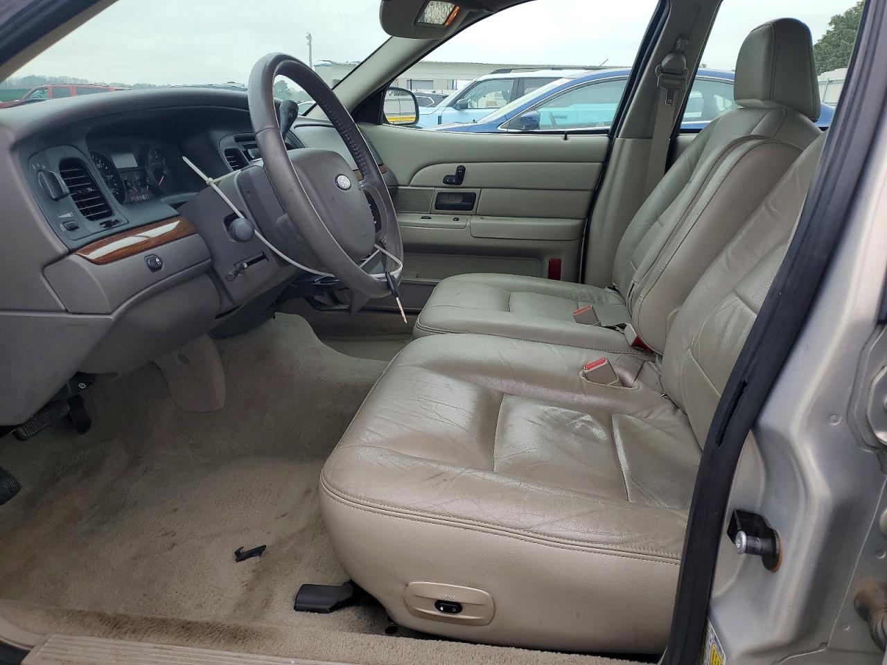 2008 Ford Crown Victoria Lx Beige vin: 2FAFP74V98X171370