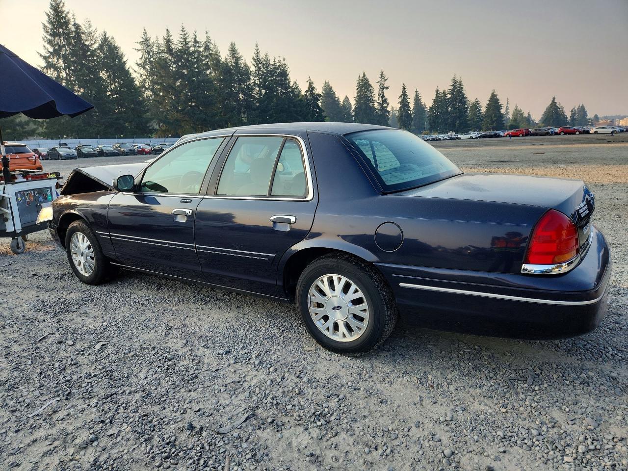 2003 Ford Crown Victoria Lx Black vin: 2FAFP74W03X127856