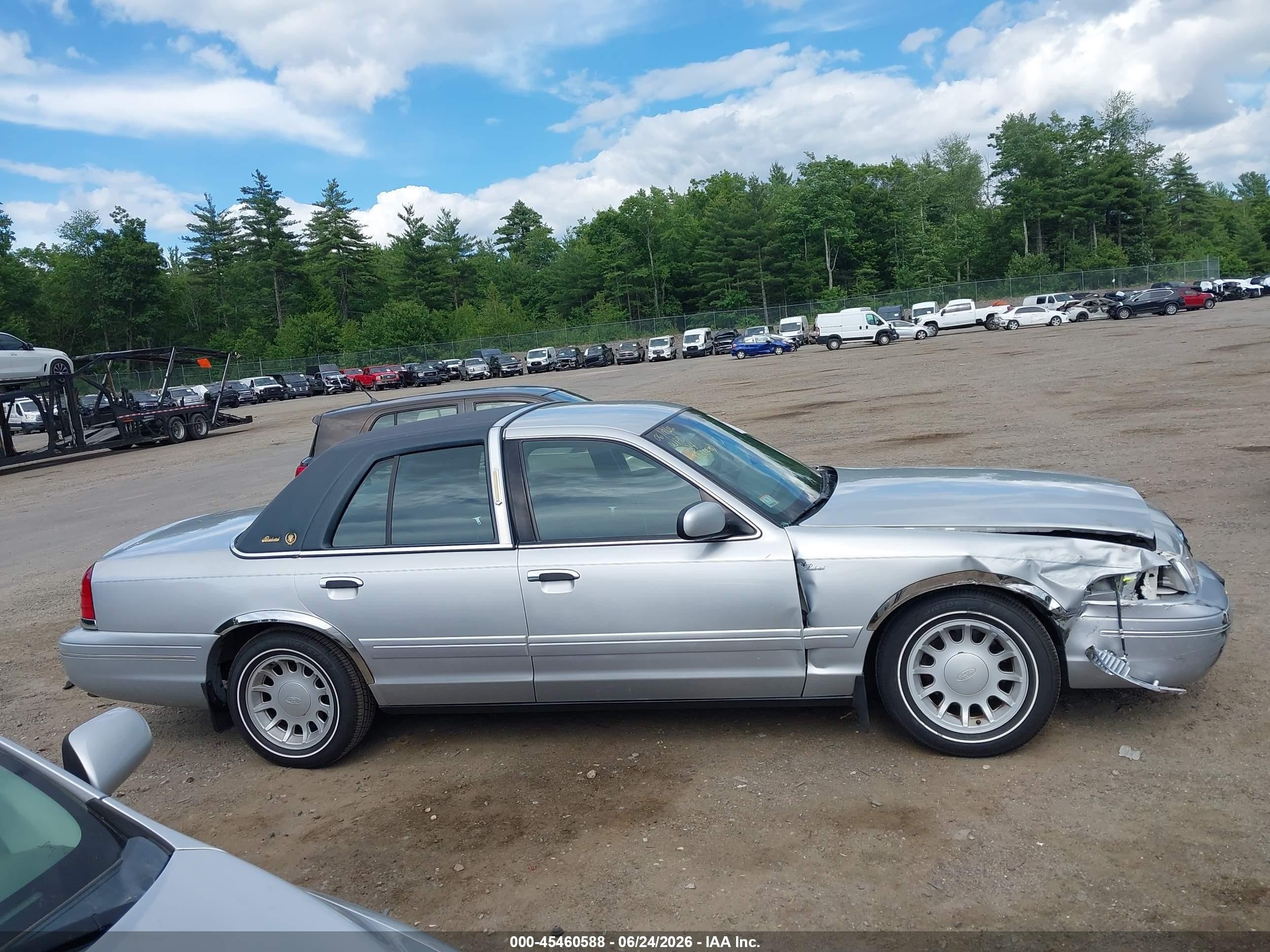 2001 Ford Crown Victoria Lx Silver vin: 2FAFP74W11X201234