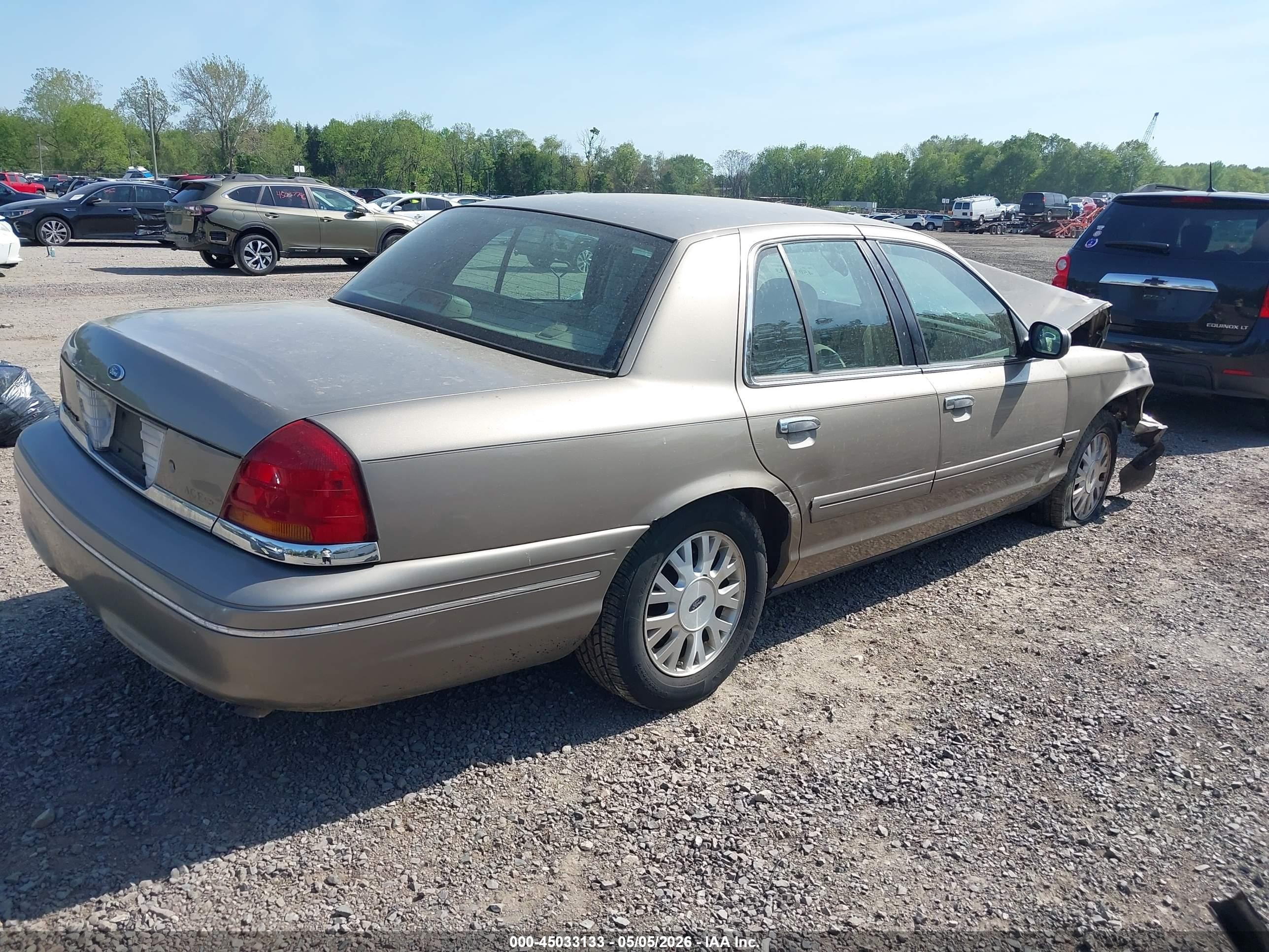 2003 Ford Crown Victoria Lx Желто-коричневый vin: 2FAFP74W13X109754