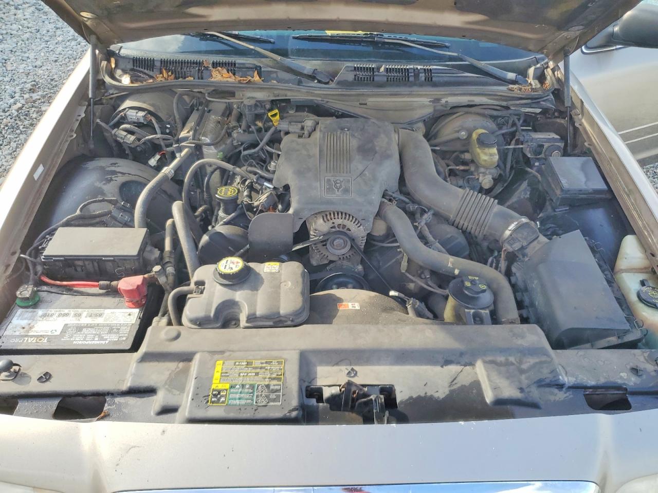 2003 Ford Crown Victoria Lx Gold vin: 2FAFP74W13X208770