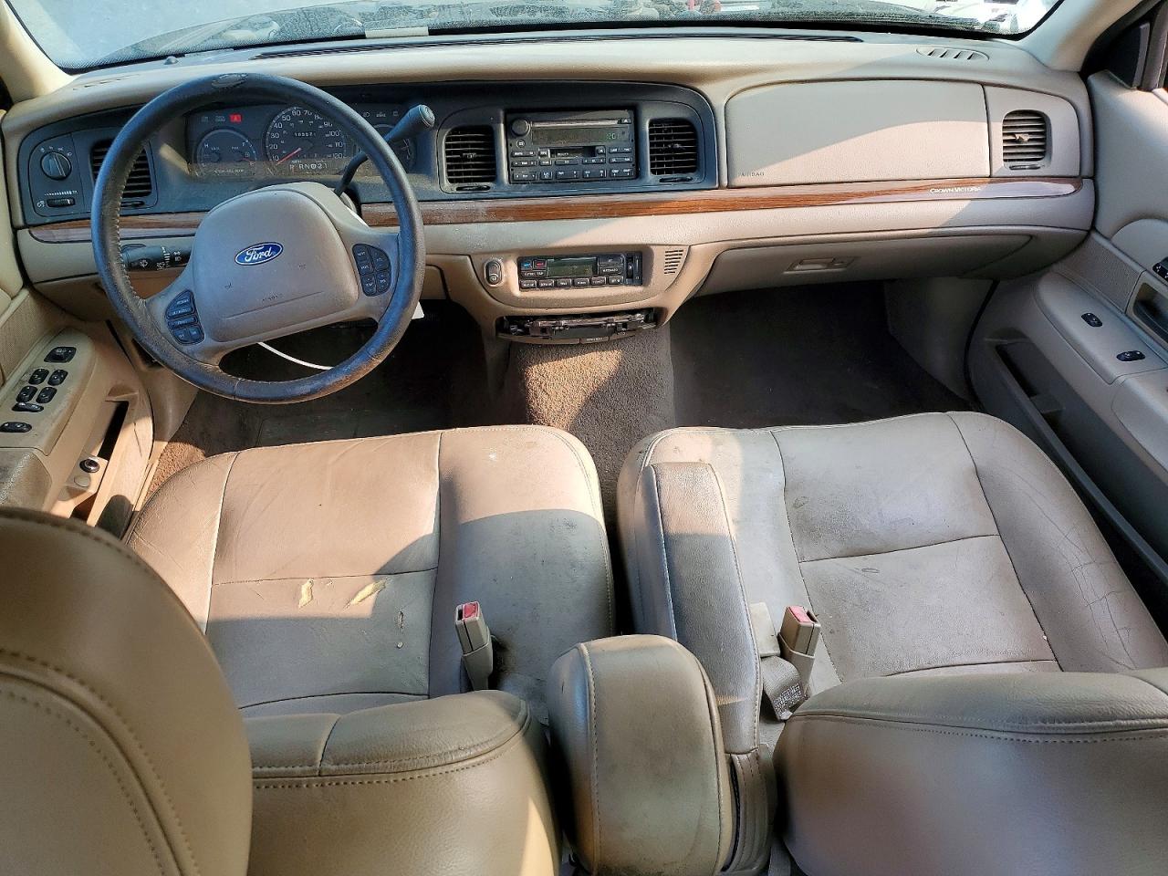 2004 Ford Crown Victoria Lx Gold vin: 2FAFP74W14X148281