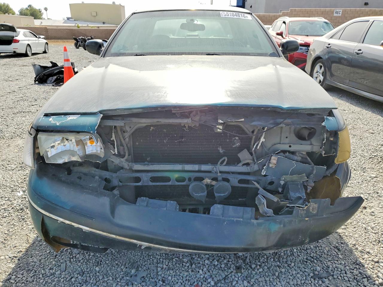 1998 Ford Crown Victoria Lx Green vin: 2FAFP74W1WX172857