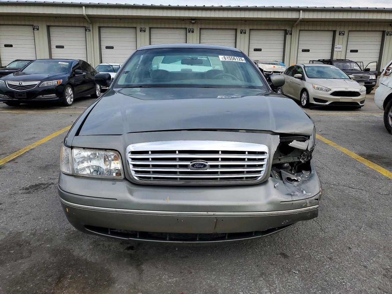 2000 Ford Crown Victoria Lx Gray vin: 2FAFP74W1YX139635