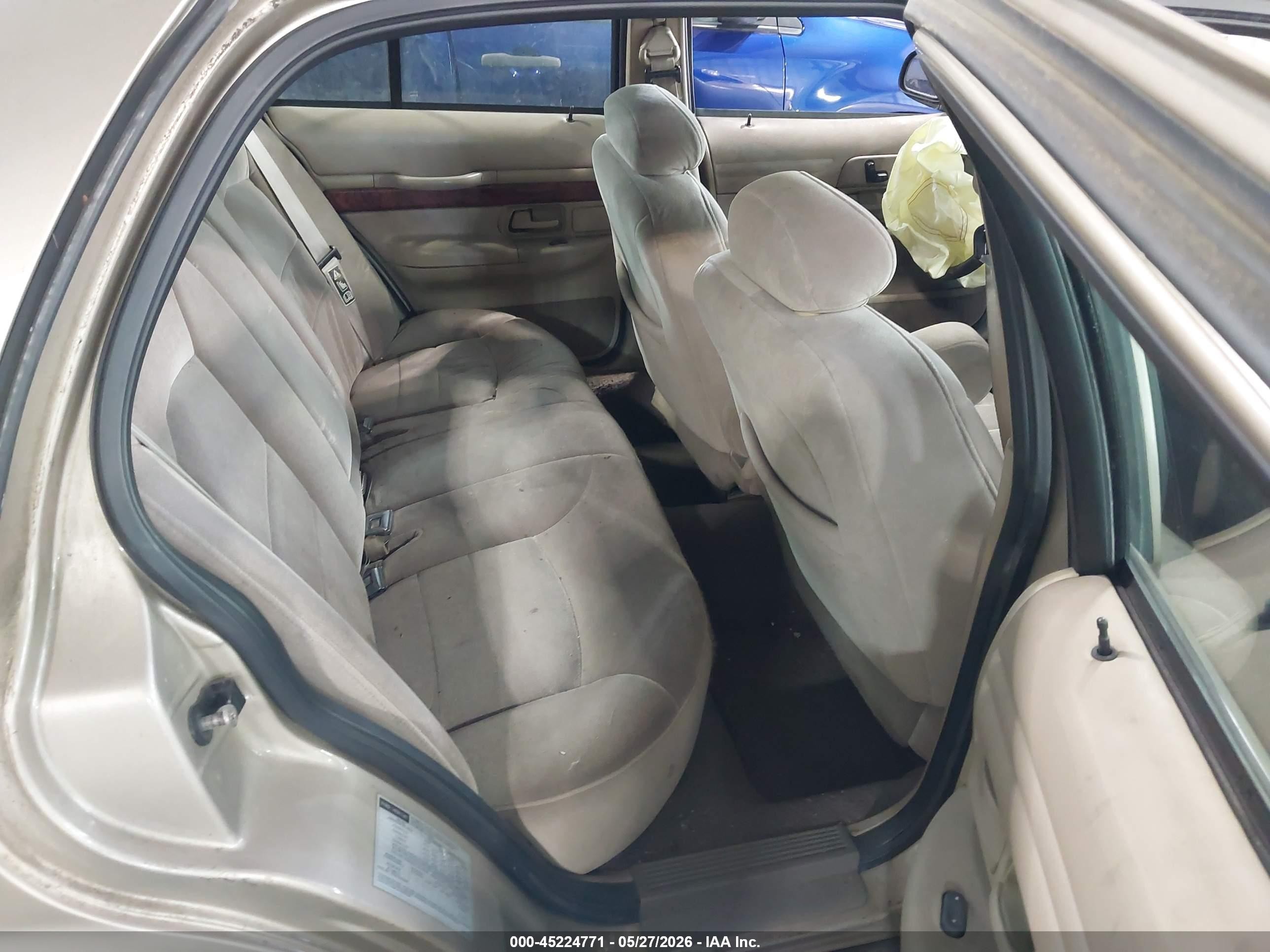 2000 Ford Crown Victoria Lx Beige vin: 2FAFP74W1YX144530